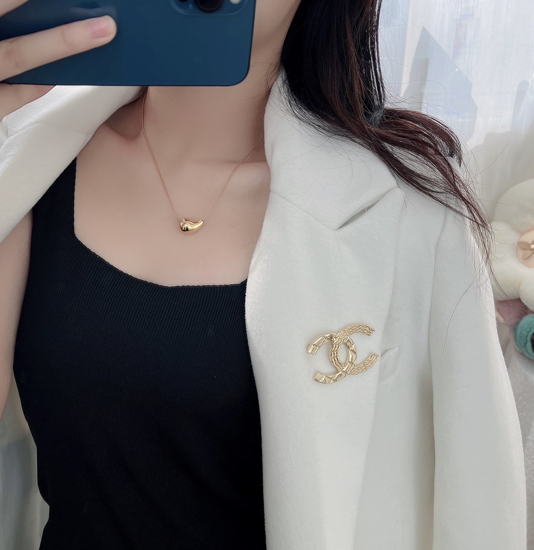 Chanel Light Gold CC Brooch - Best Replica Jewelry™