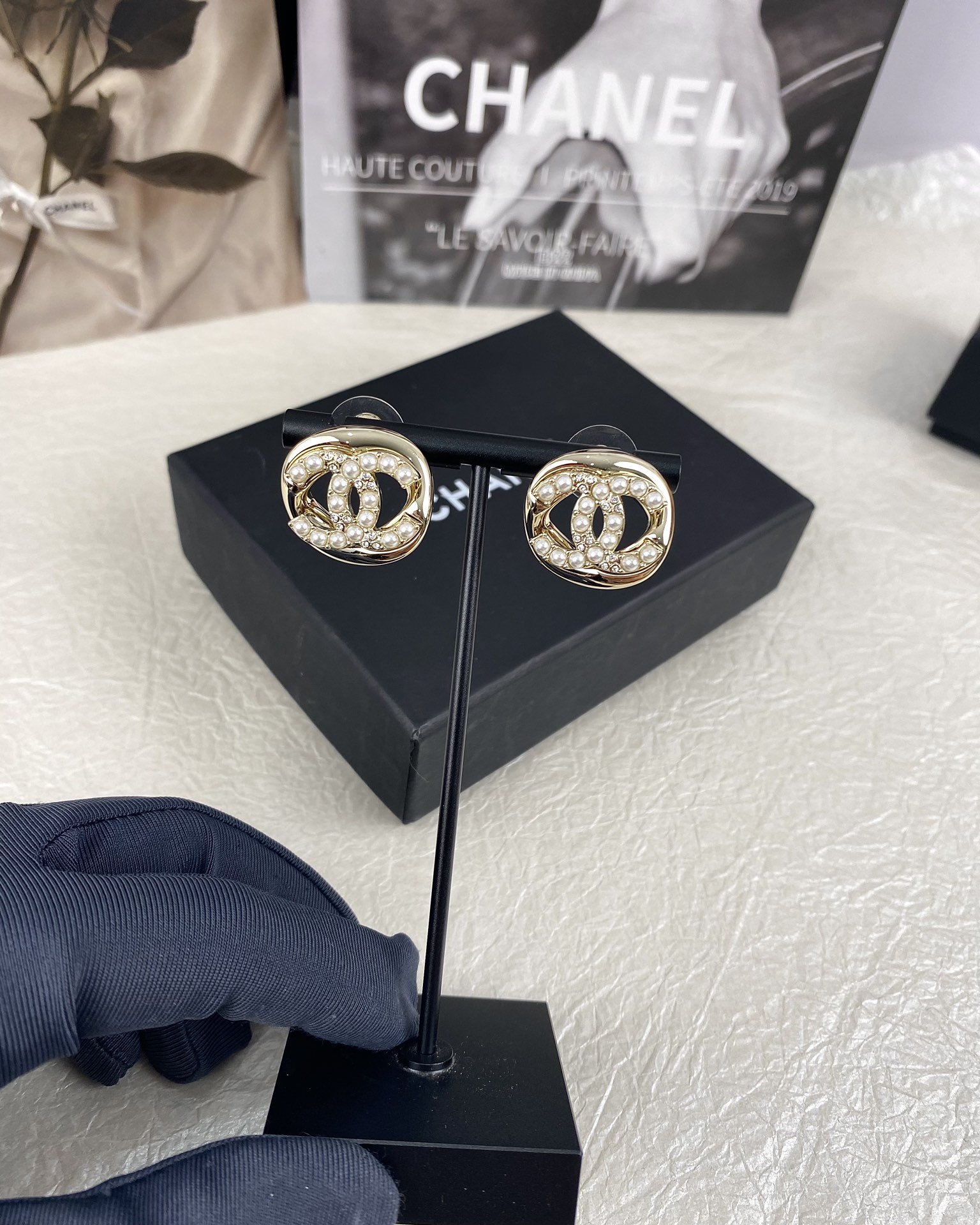 Chanel Diamond and Pearl  CC Pearl Stud Earrings - Best Replica Jewelry™