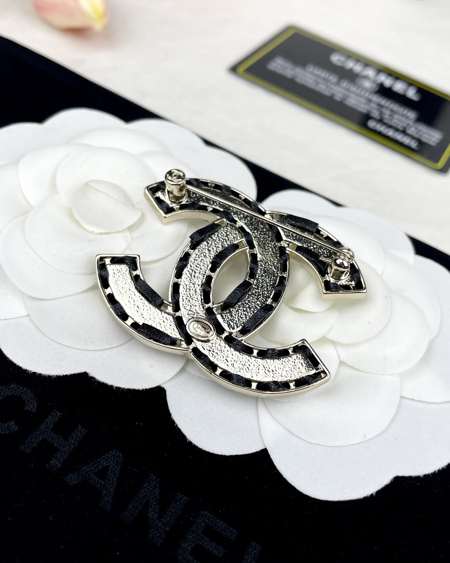 Chanel White Enamel Leather Woven CC Brooch - Best Replica Jewelry™