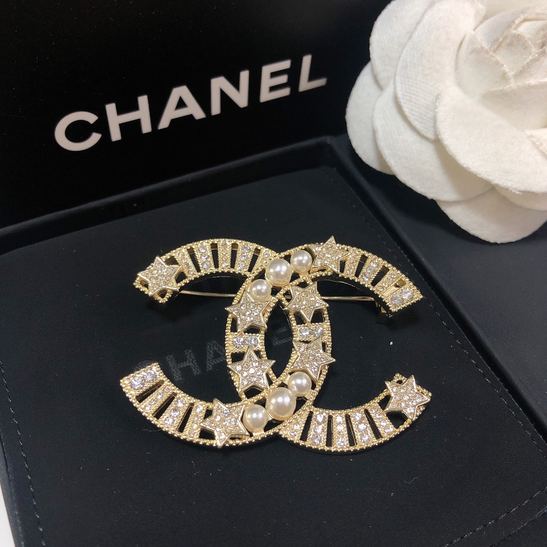 Chanel Star Rhinestone Pearl Brooch - Best Replica Jewelry™