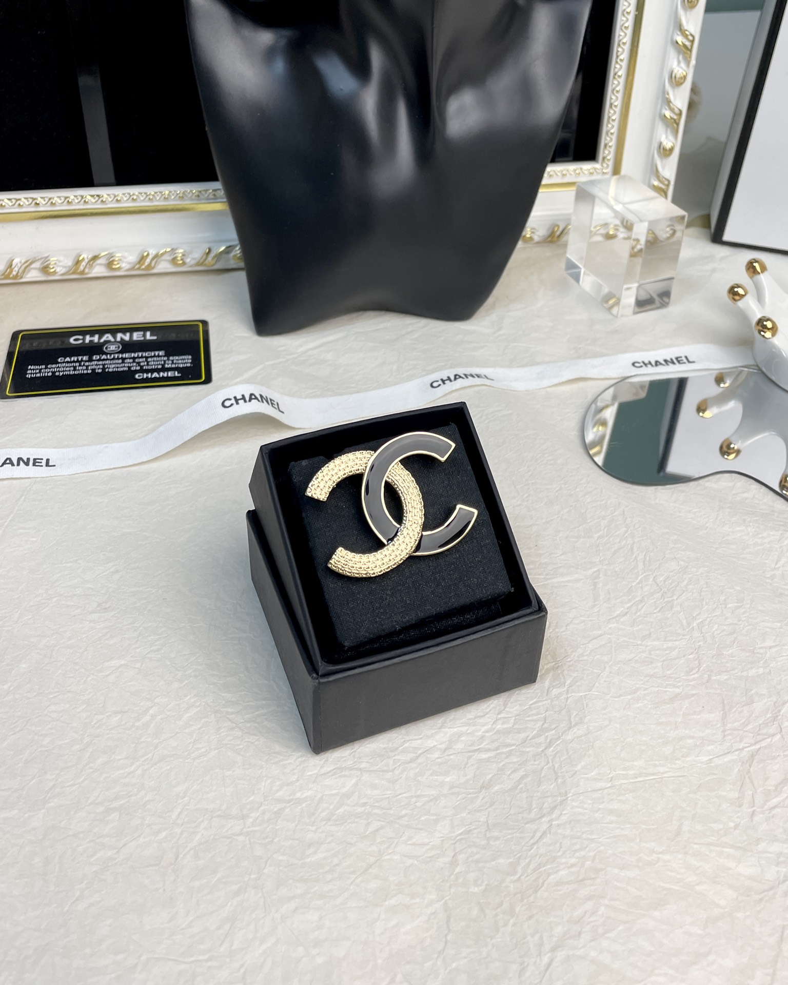 Black and Gold Chanel Brooch - Best Replica Jewelry™