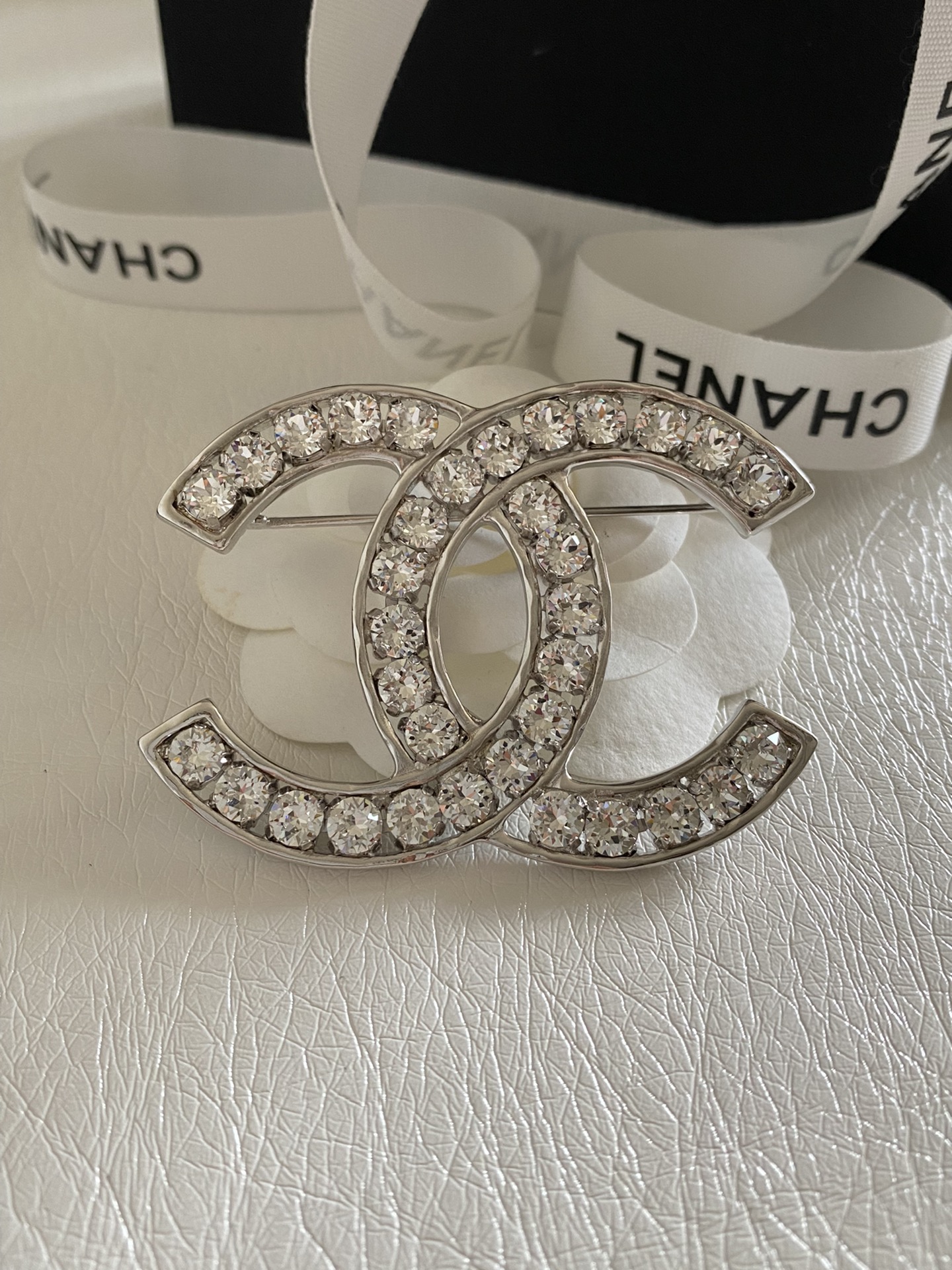 Chanel Prong Diamond Brooch - Best Replica Jewelry™