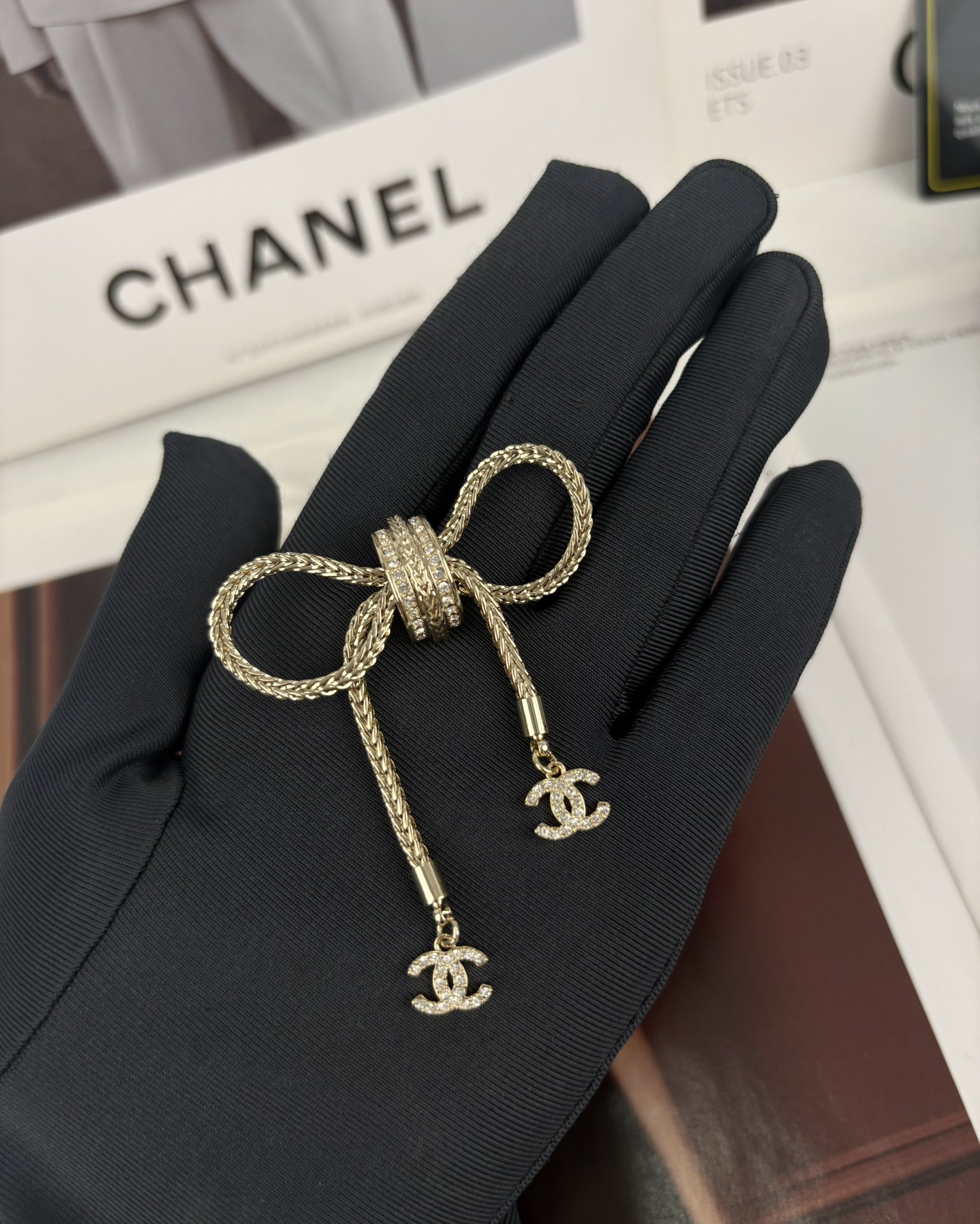 Chanel Bow Brooch - Best Replica Jewelry™