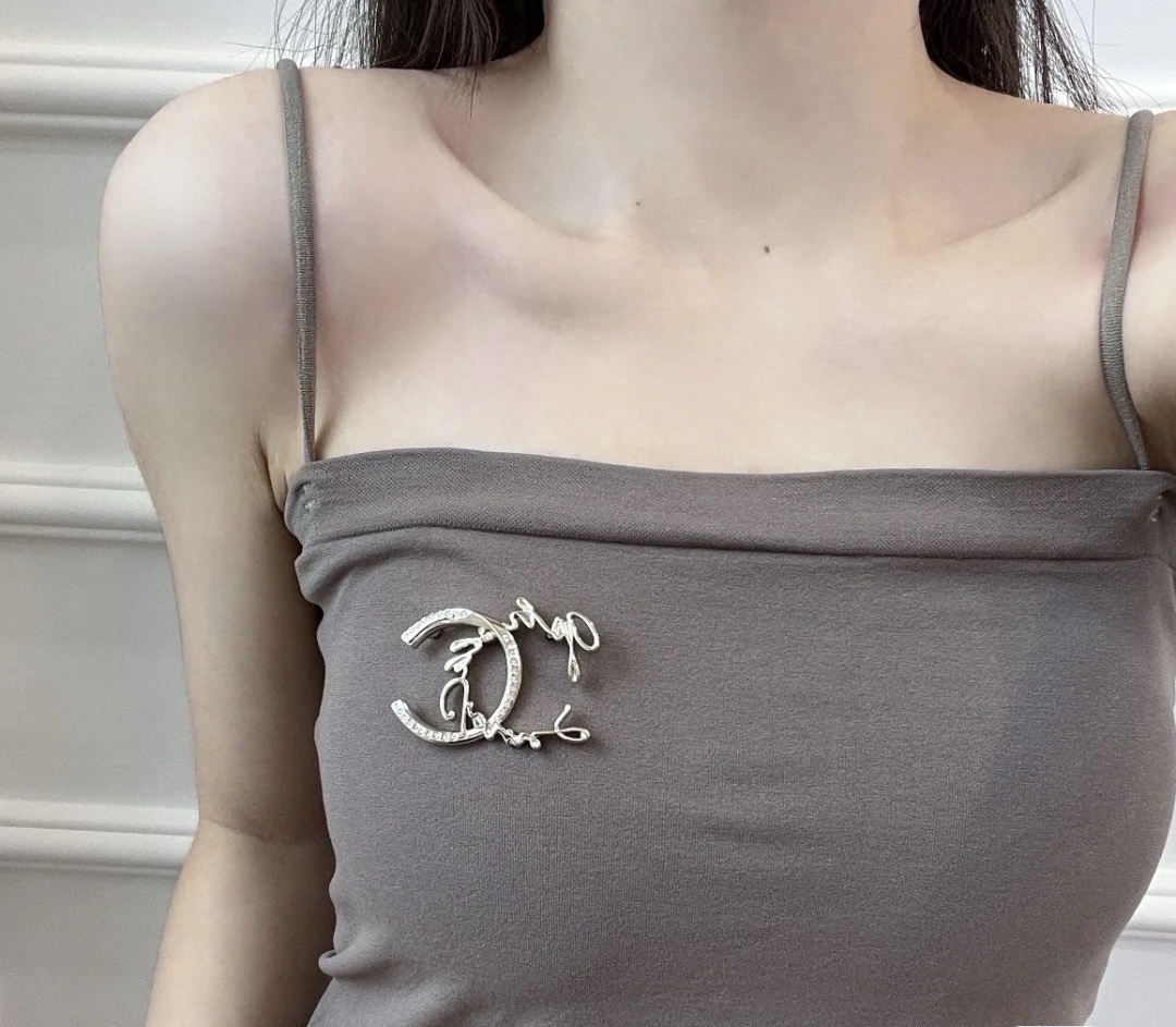 Chanel Monogram Half CC Brooch - Best Replica Jewelry™