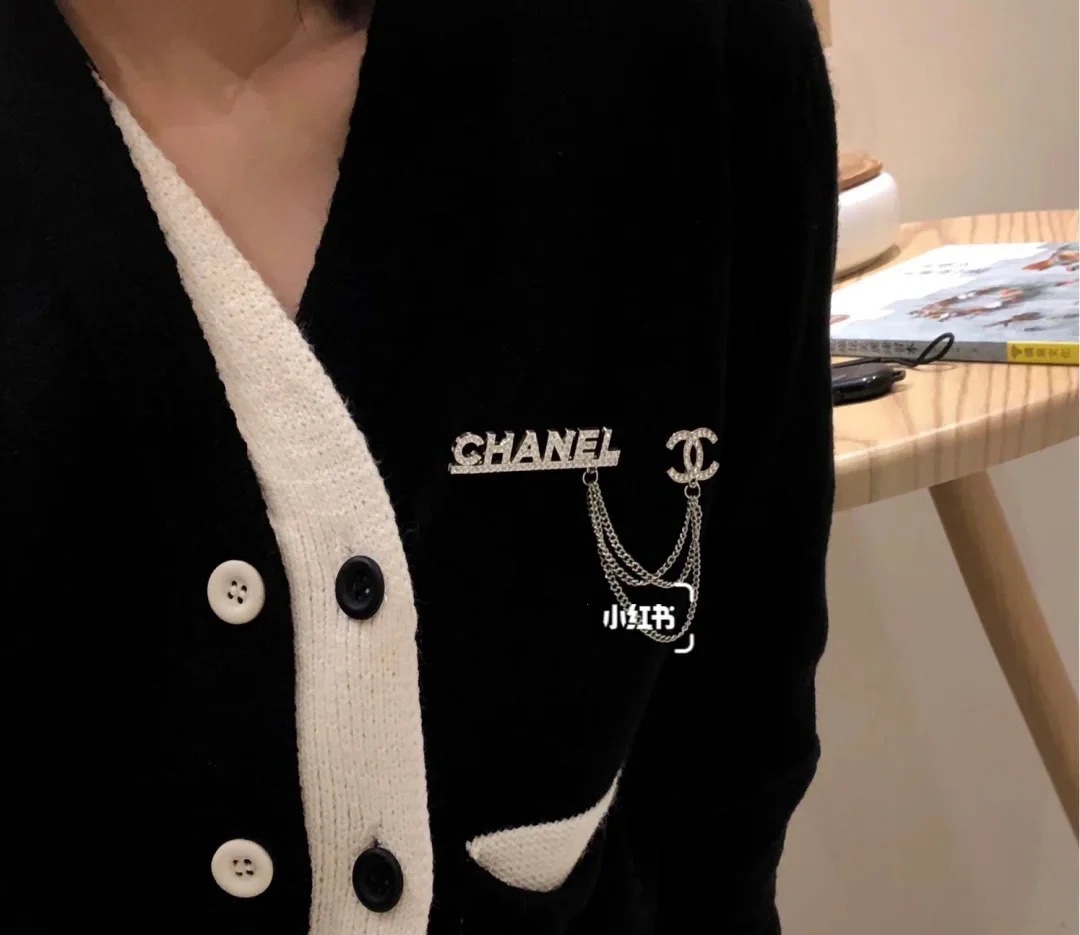 Chanel Monogram Tassel Chain Brooch - Best Replica Jewelry™