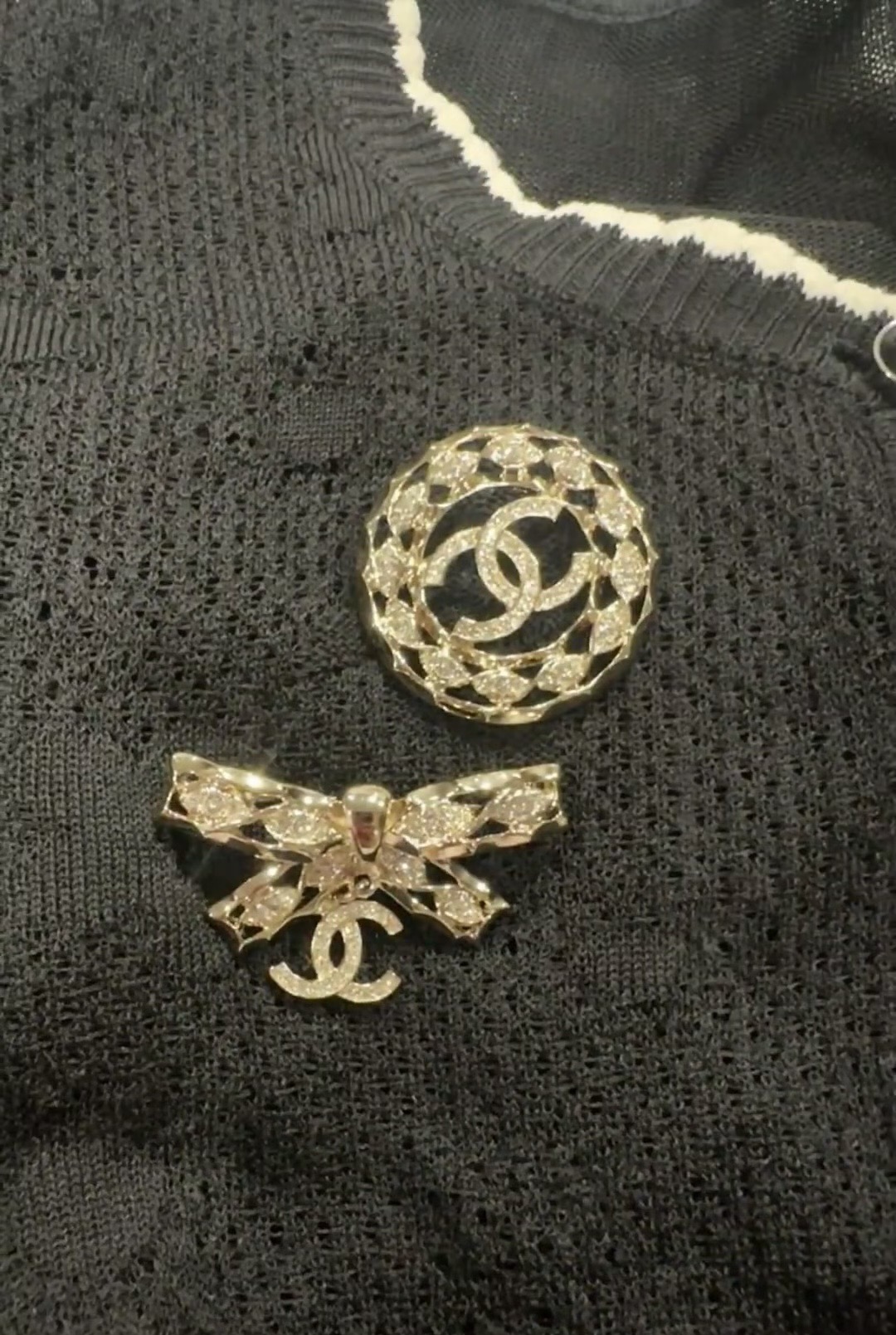 Chanel Bow Knot Brooch - Best Replica Jewelry™