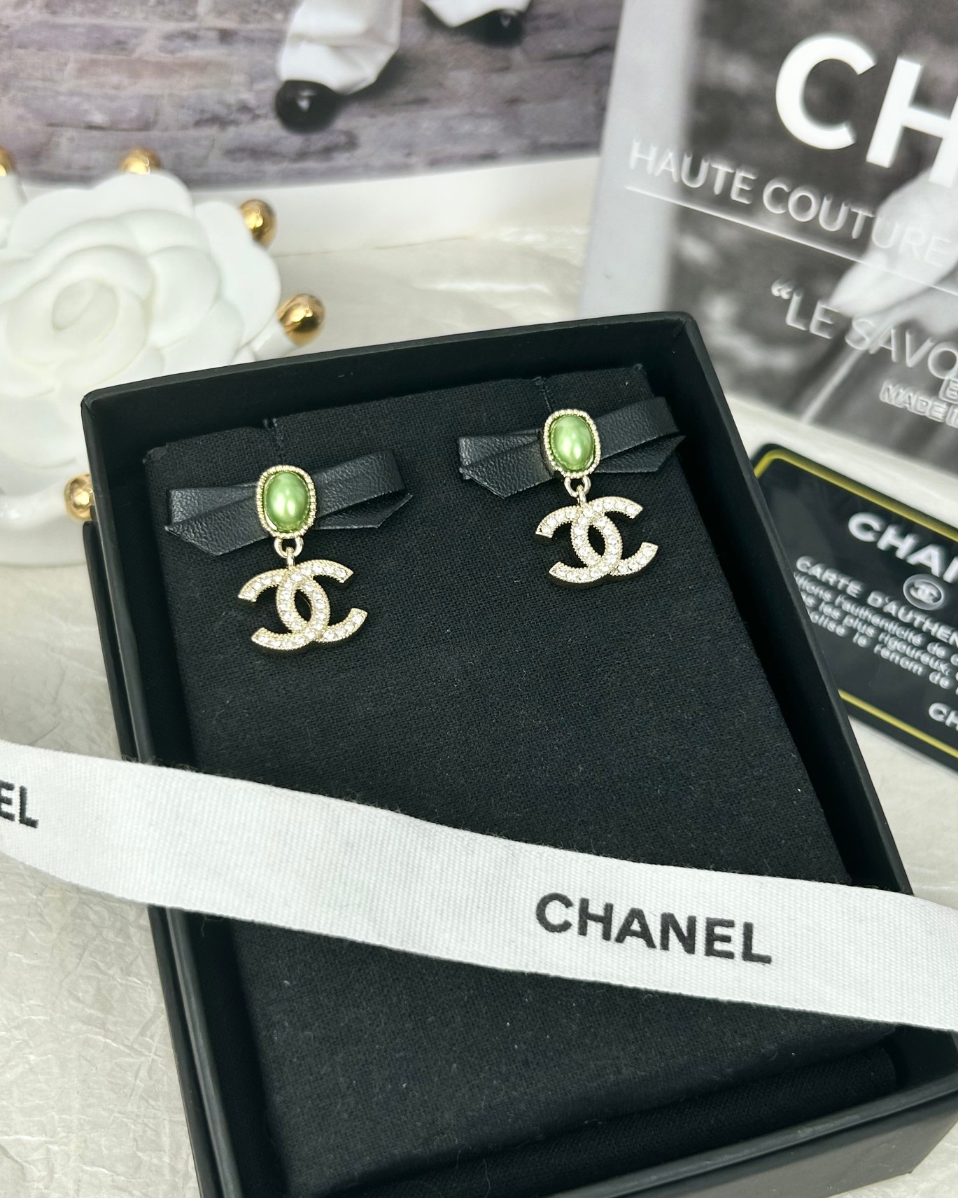 Chanel Leather Bow Green Pearl CC Dangle Earrings - Best Replica Jewelry™