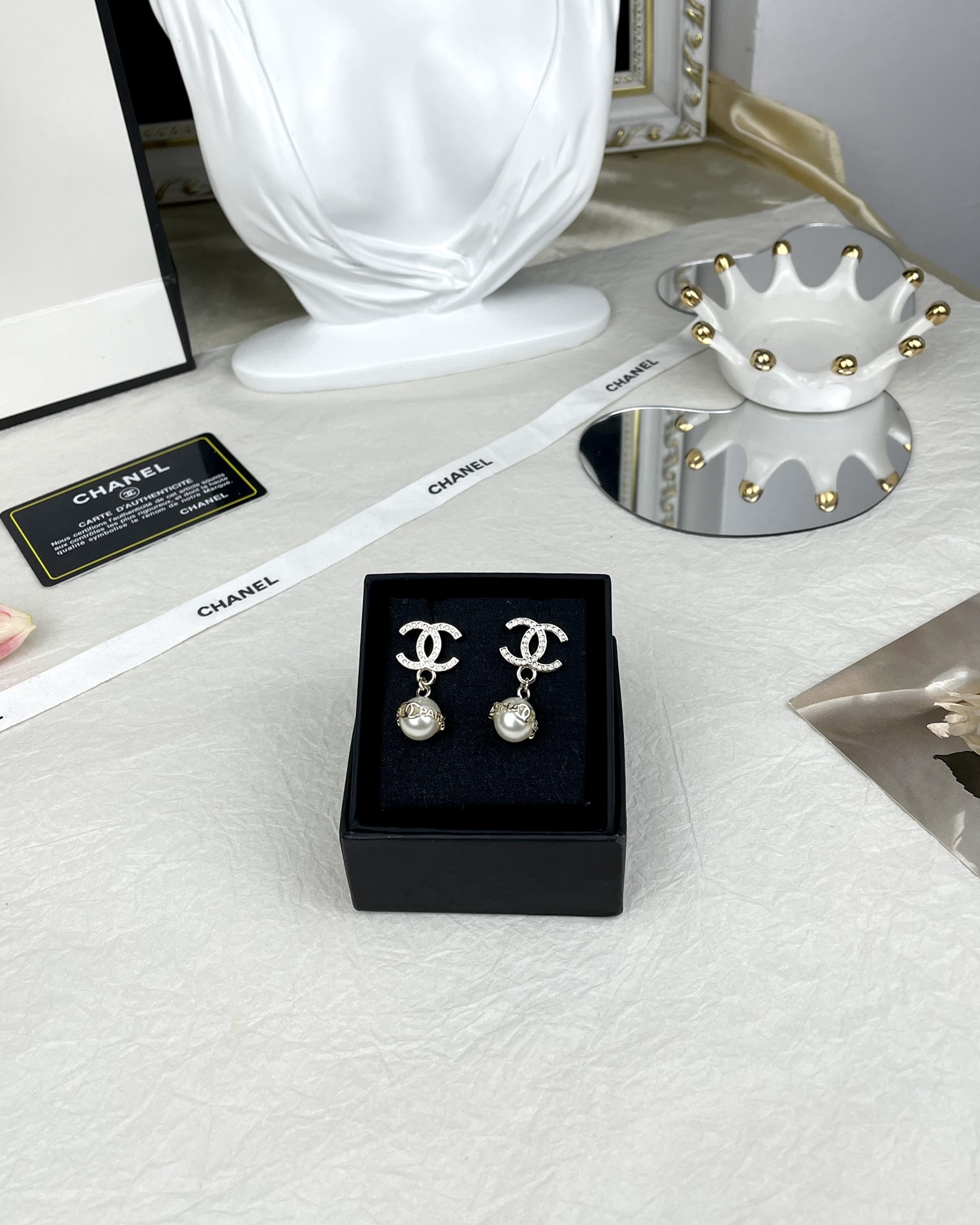 Chanel Diamond CC Pearl Drop Earrings - Best Replica Jewelry™