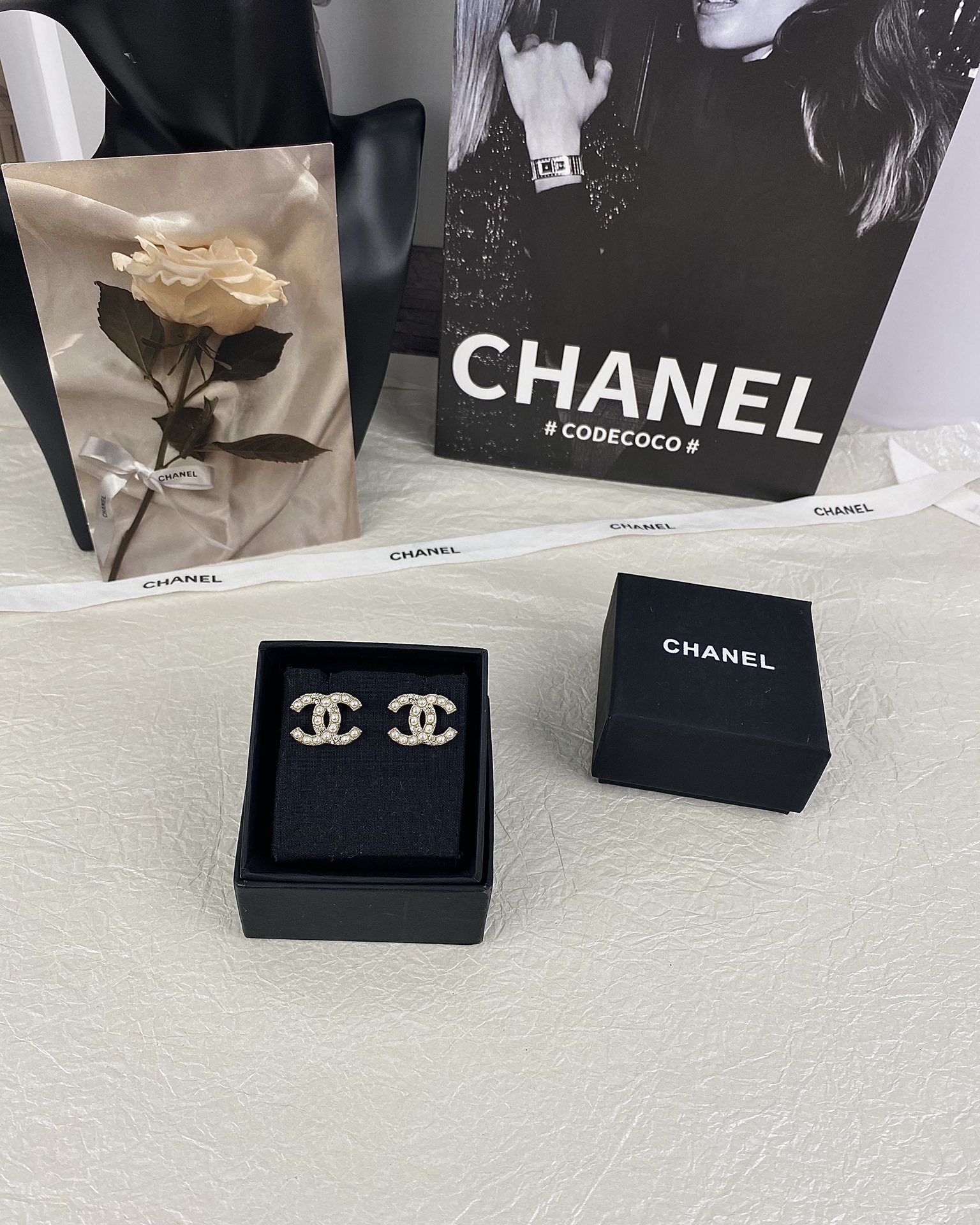 Chanel Pearl and Diamond Paved CC Earrings - Best Replica Jewelry™