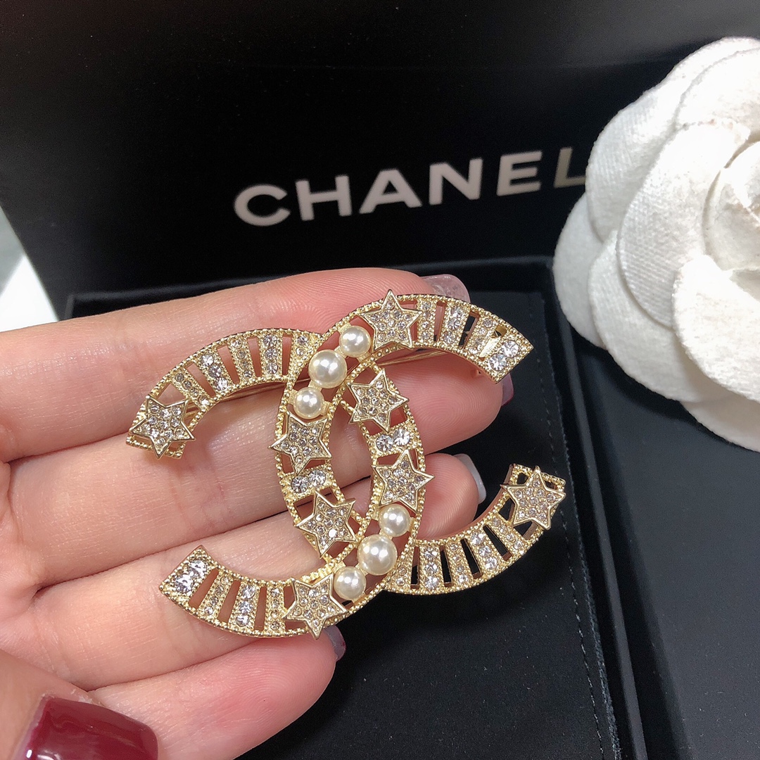 Chanel Star Rhinestone Pearl Brooch - Best Replica Jewelry™