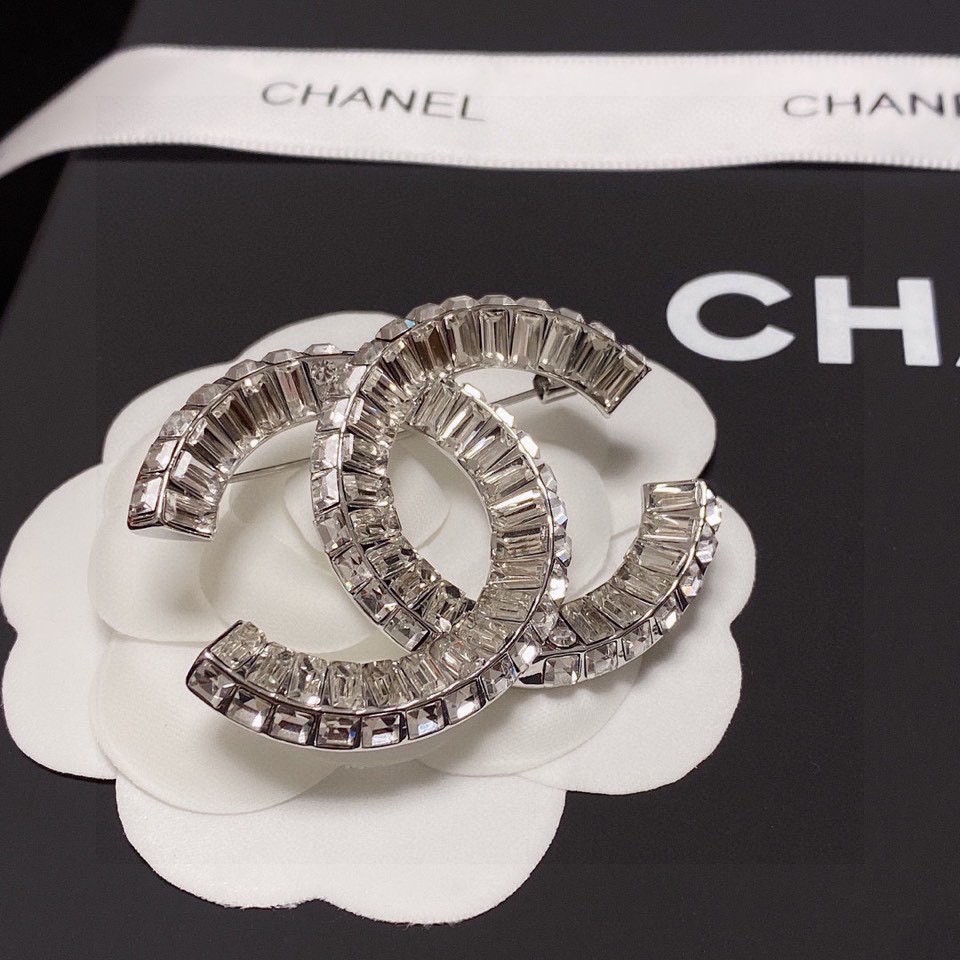 Chanel Rectangular Rhinestone CC Brooch - Best Replica Jewelry™