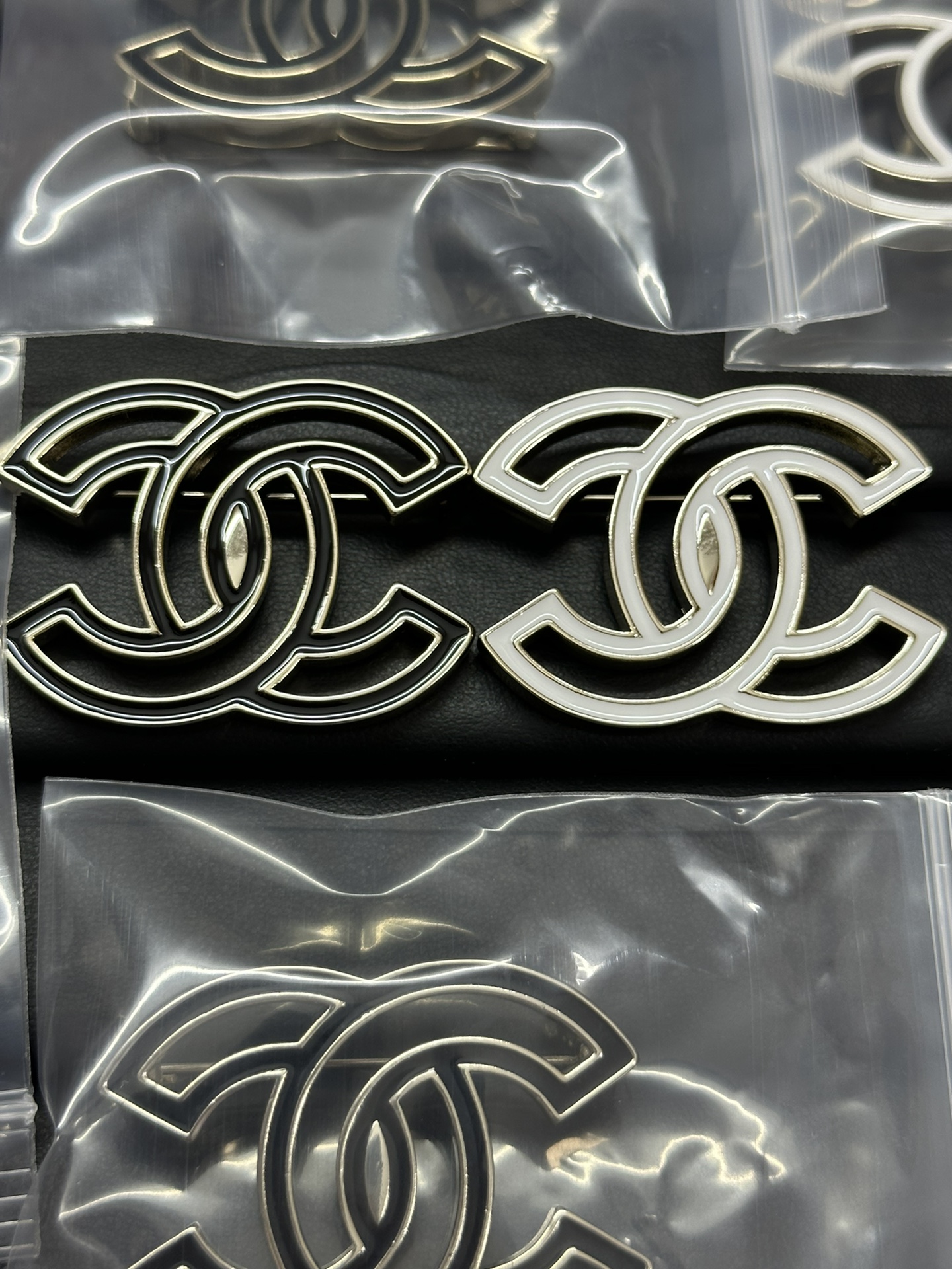 Chanel Hollow Enamel CC Brooch - Best Replica Jewelry™