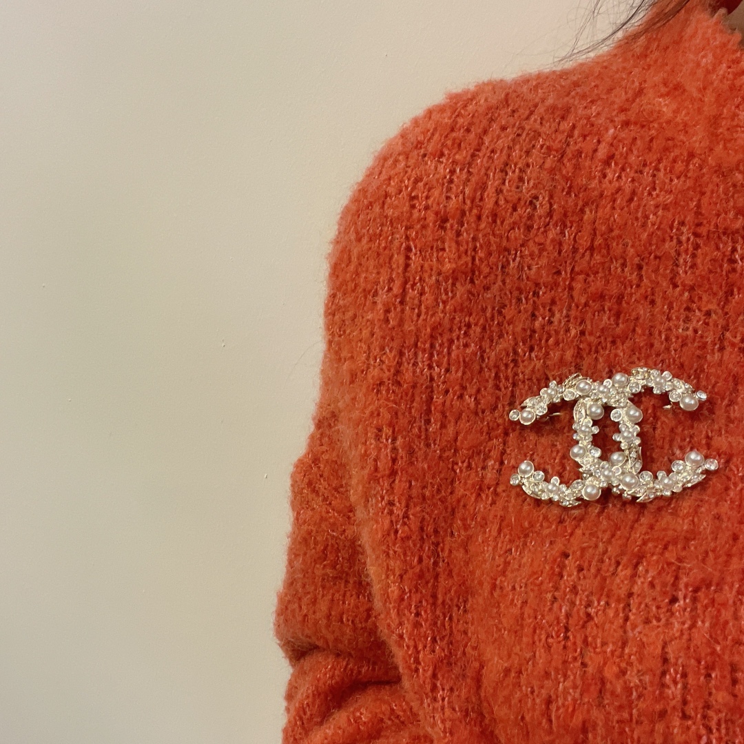 Chanel Flower Brooch - Best Replica Jewelry™