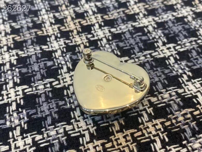 Chanel Black Leather Heart Brooch - Best Replica Jewelry™