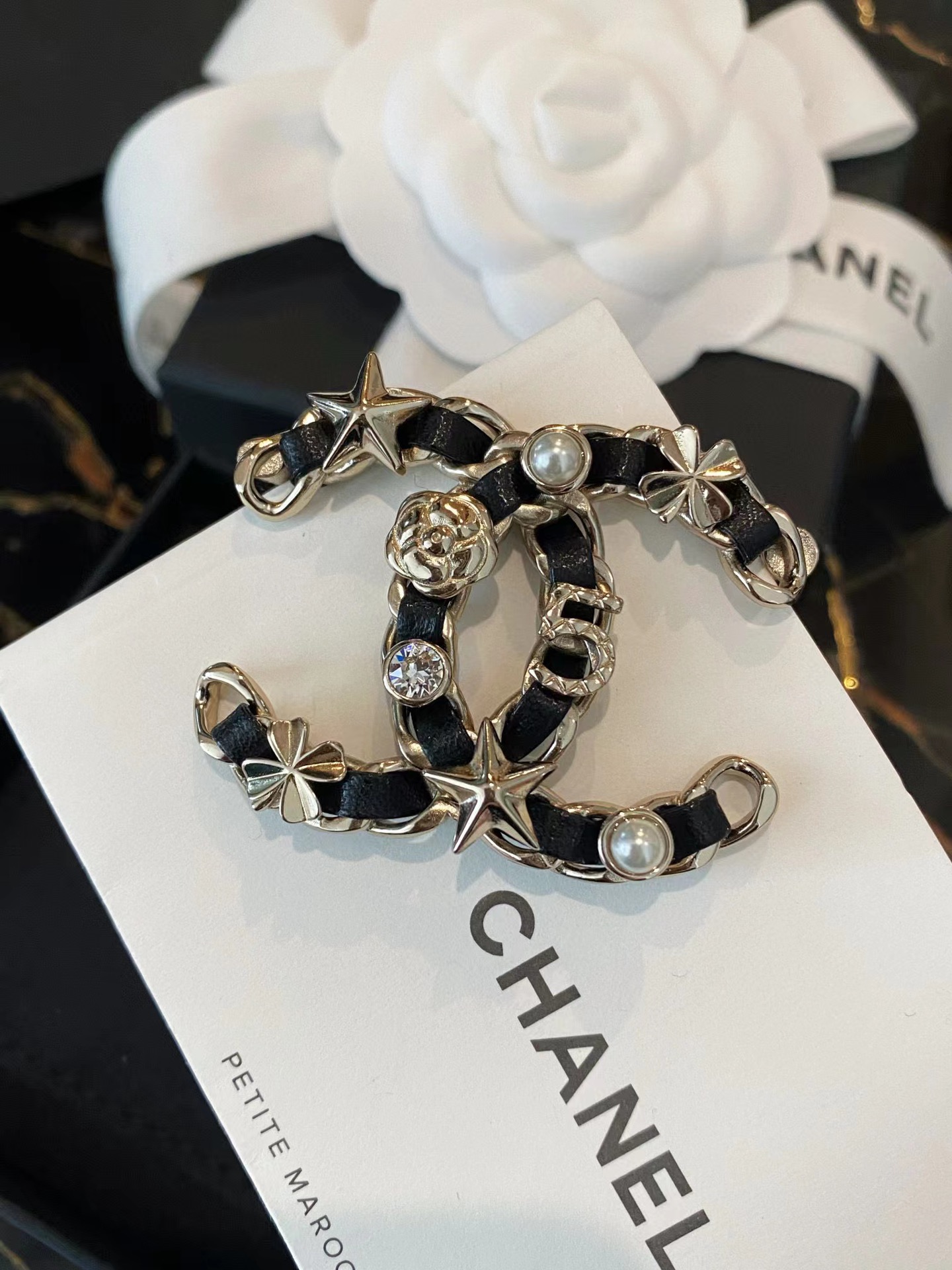 Chanel Star Leather Wrap Gold CC Brooch - Best Replica Jewelry™