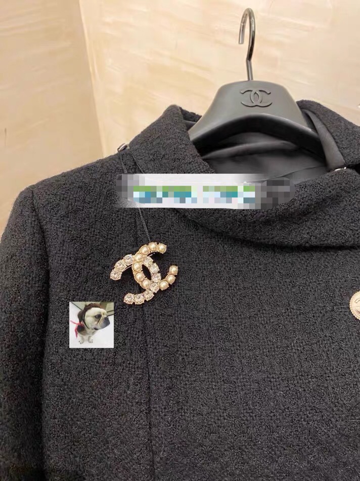 Chanel Round Diamond Pearl Brooch - Best Replica Jewelry™