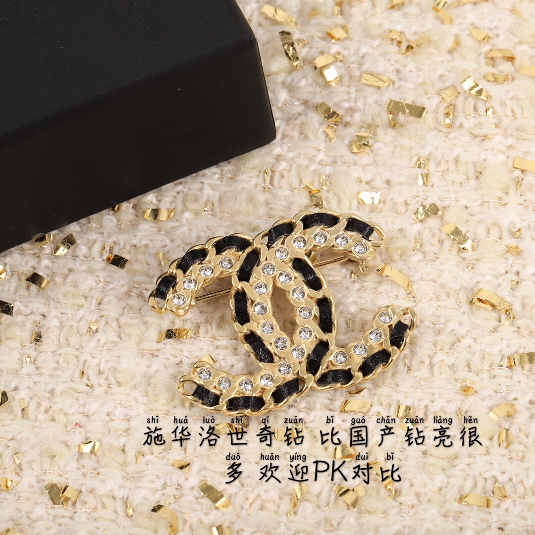 Chanel Leather Woven Diamond Paved Gold Brooch - Best Replica Jewelry™