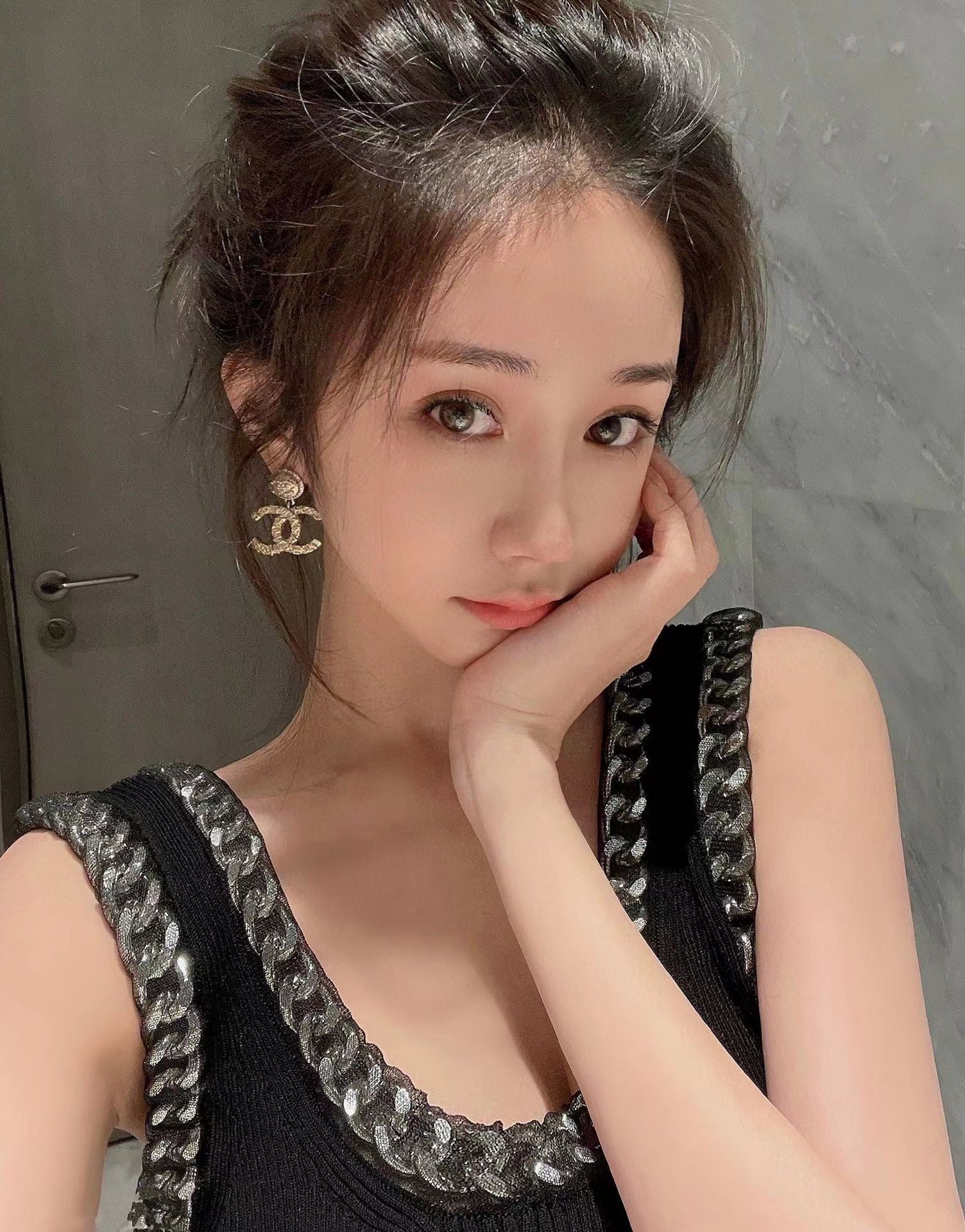 Chanel Embossed Monogram Brooch Earrings Necklace - Best Replica Jewelry™