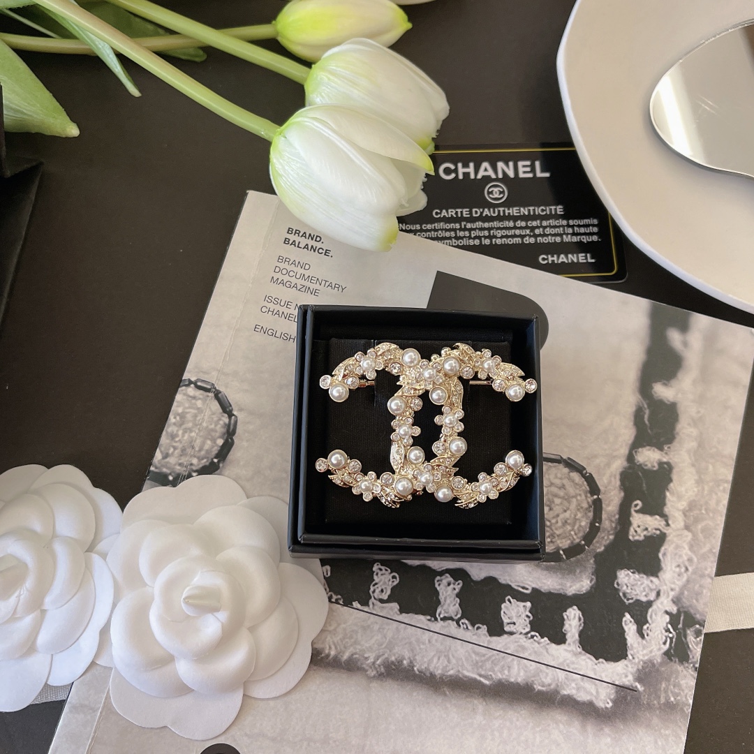 Chanel Flower Brooch - Best Replica Jewelry™