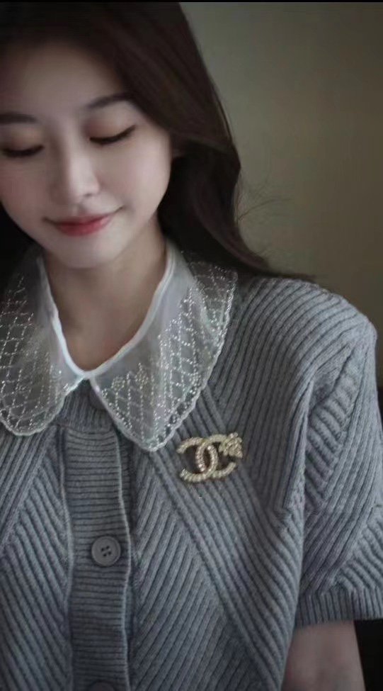 Chanel Luxury Full Diamond Ear of Wheat CC Brooch - Best Replica Jewelry™