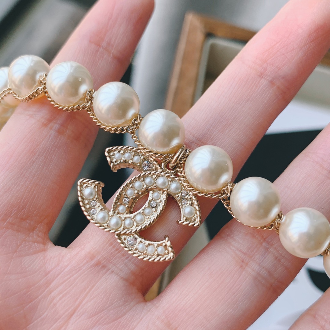 Chanel Light Gold Chain Wrap Pearl Bracelet with CC Charm - Best Replica Jewelry™