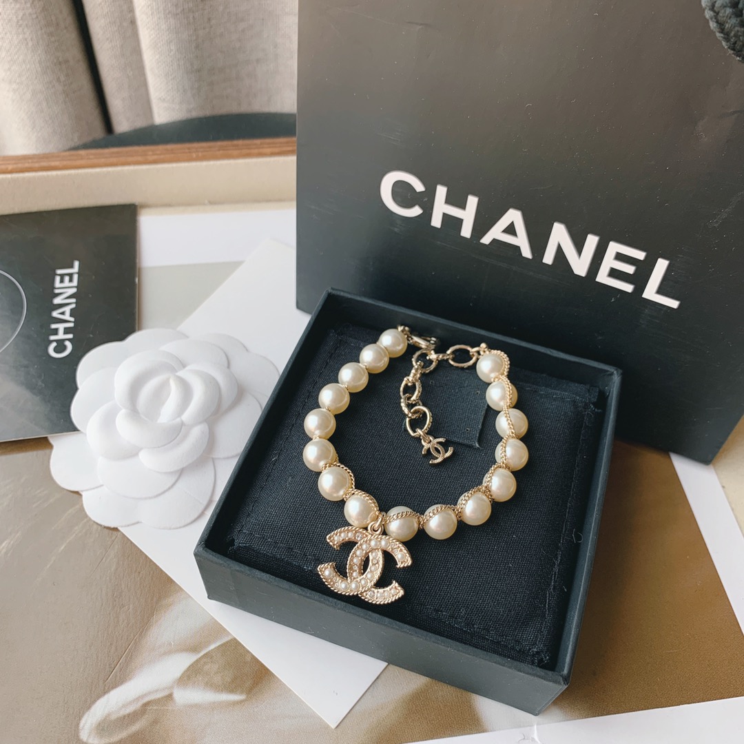 Chanel Light Gold Chain Wrap Pearl Bracelet with CC Charm - Best Replica Jewelry™