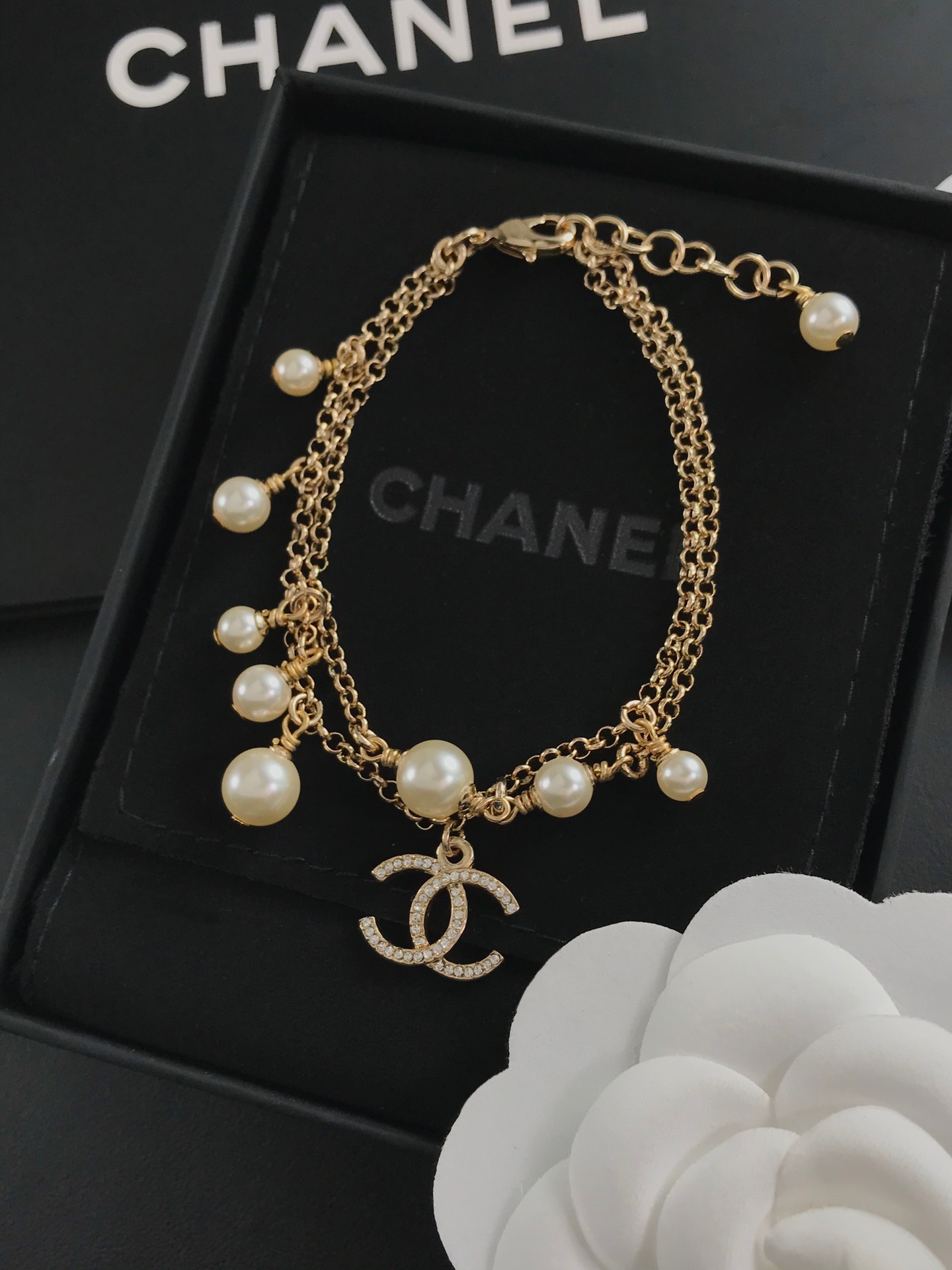 Chanel Dainty Two Layers Chain Pearl Bracelet - Best Replica Jewelry™