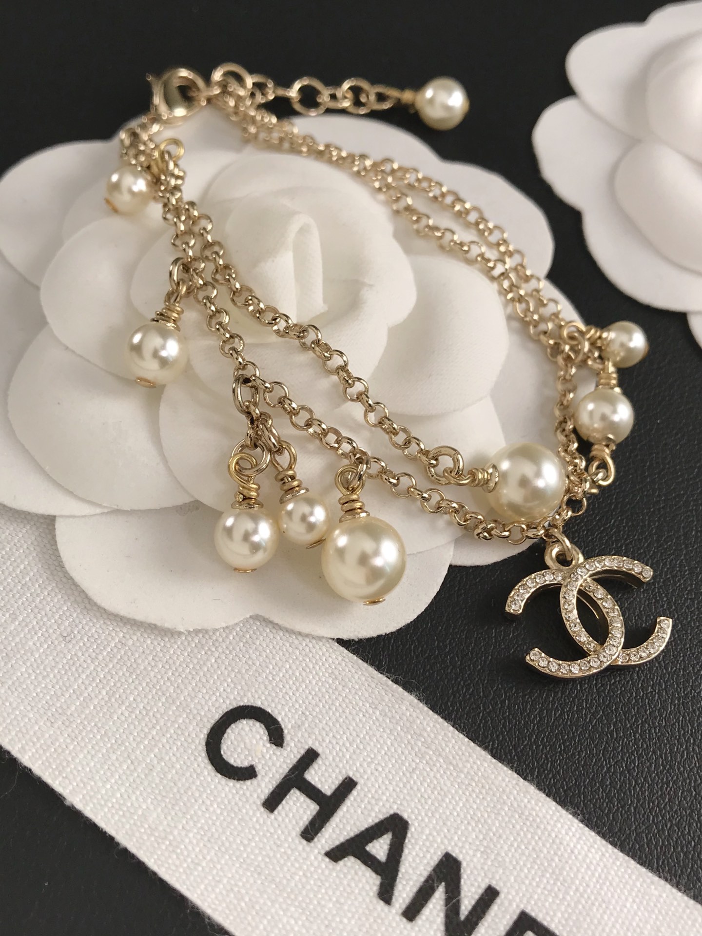 Chanel Dainty Two Layers Chain Pearl Bracelet - Best Replica Jewelry™