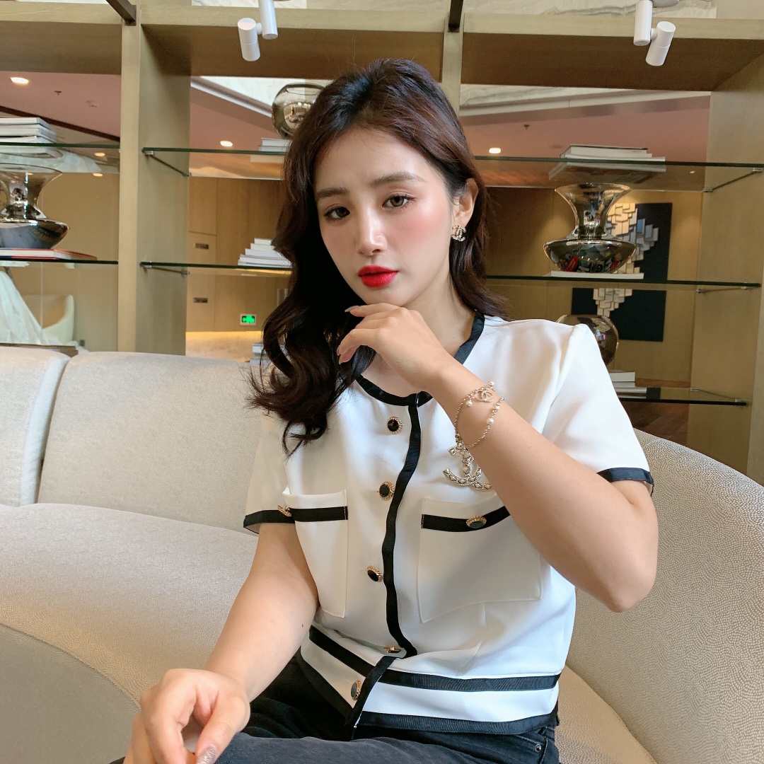 Chanel Dainty Two Layers Chain Pearl Bracelet - Best Replica Jewelry™