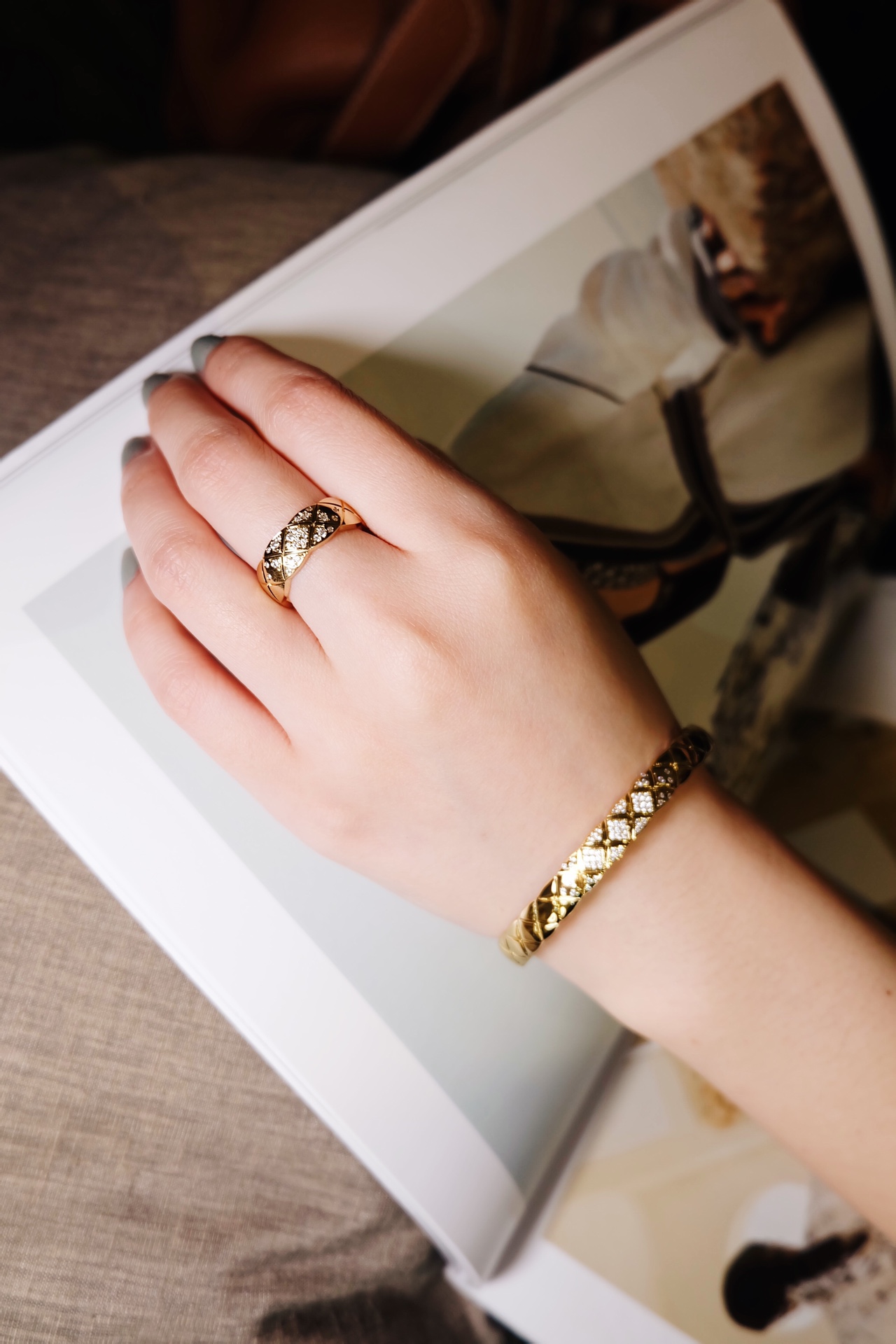 Chanel Diamond Coco Crush Bangle Bracelet - Wide Version - Best Replica Jewelry™