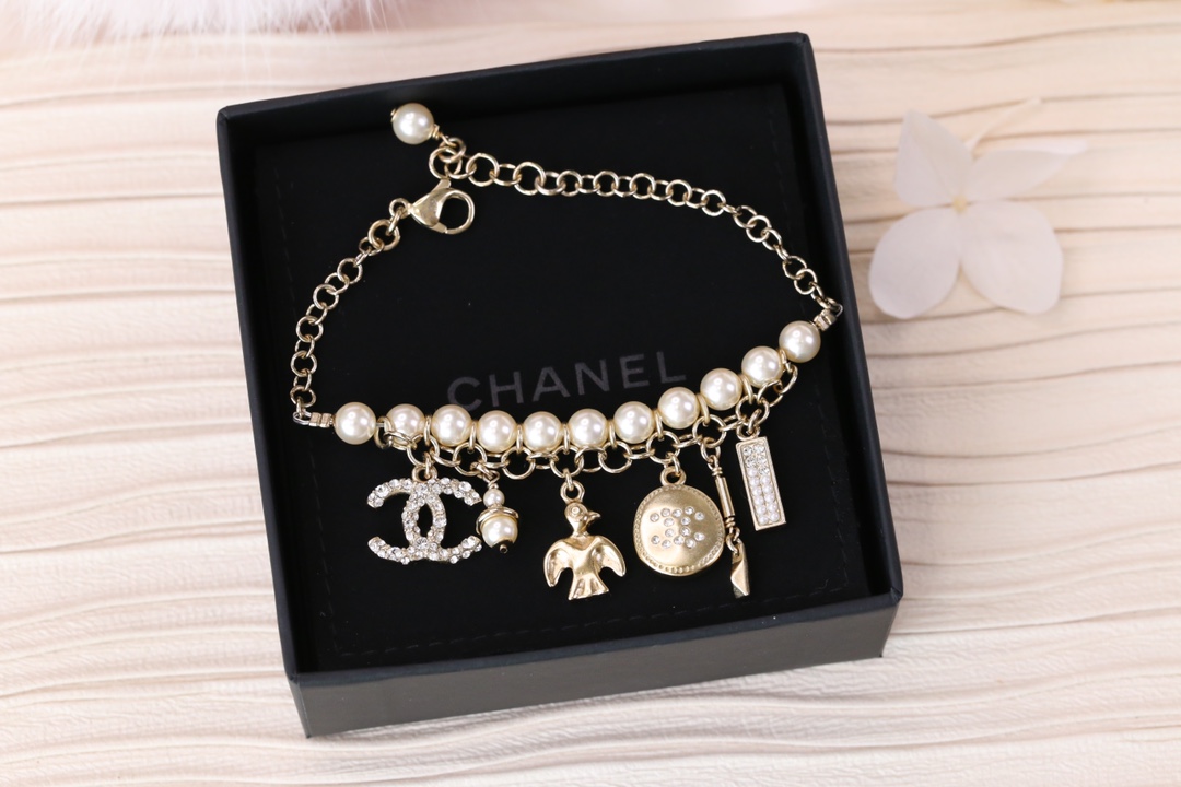 Chanel Bird CC Charms Chain Pearl Tassel Bracelet - Best Replica Jewelry™