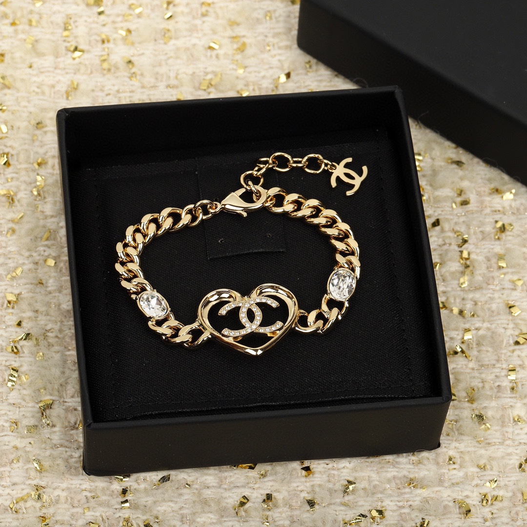 Chanel Hollow Heart Chunky Cuban Chain Bracelet - Best Replica Jewelry™