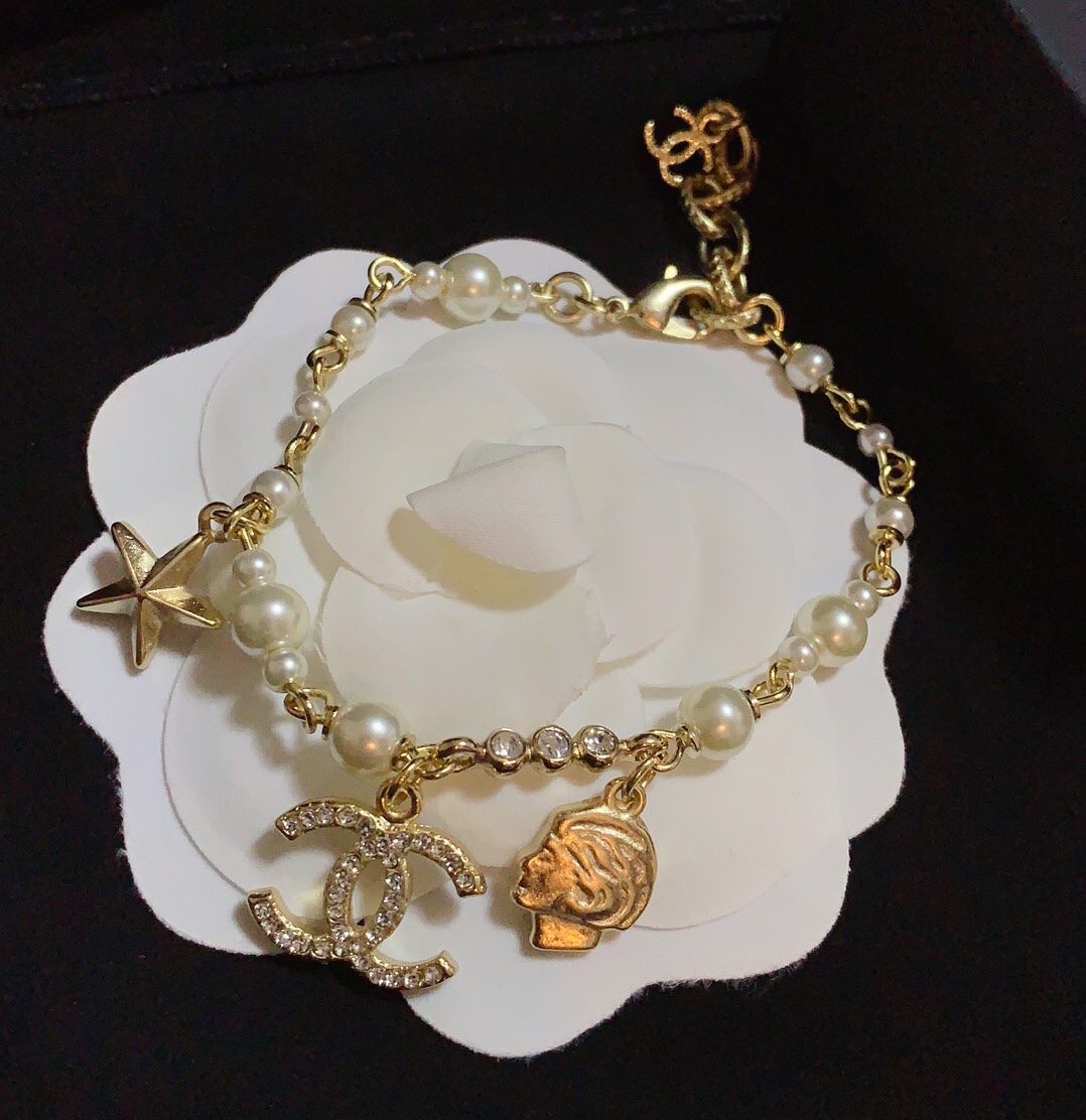 Chanel Star Portrait Bracelet - Best Replica Jewelry™