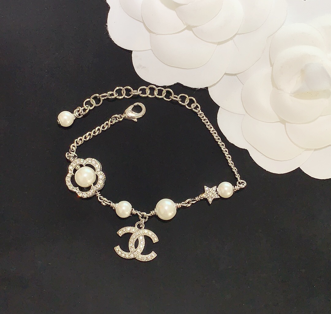 Chanel Flower Enhancer Pearl Bracelet Earrings Necklace - Best Replica Jewelry™