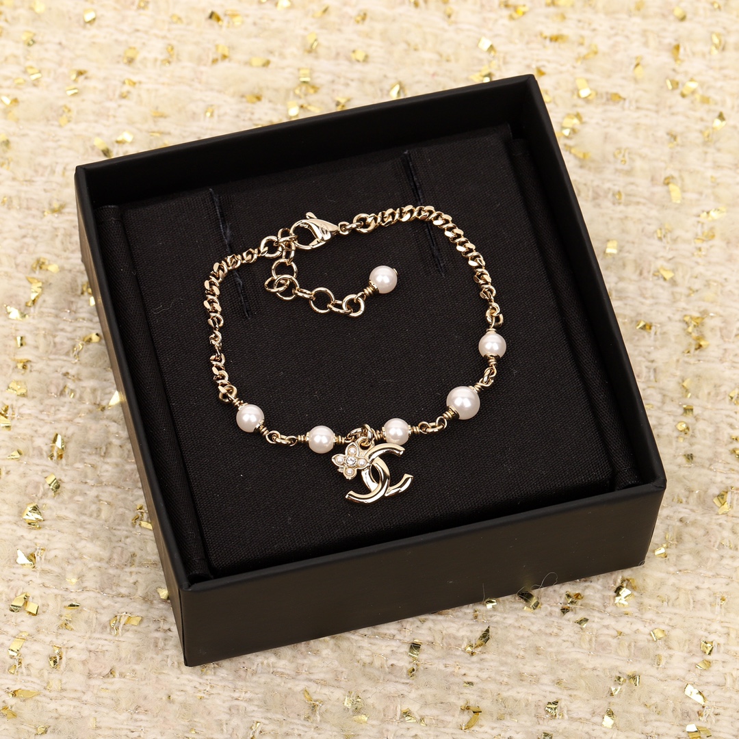 Chanel Light Gold Chain Little Flower CC Bracelet - Best Replica Jewelry™