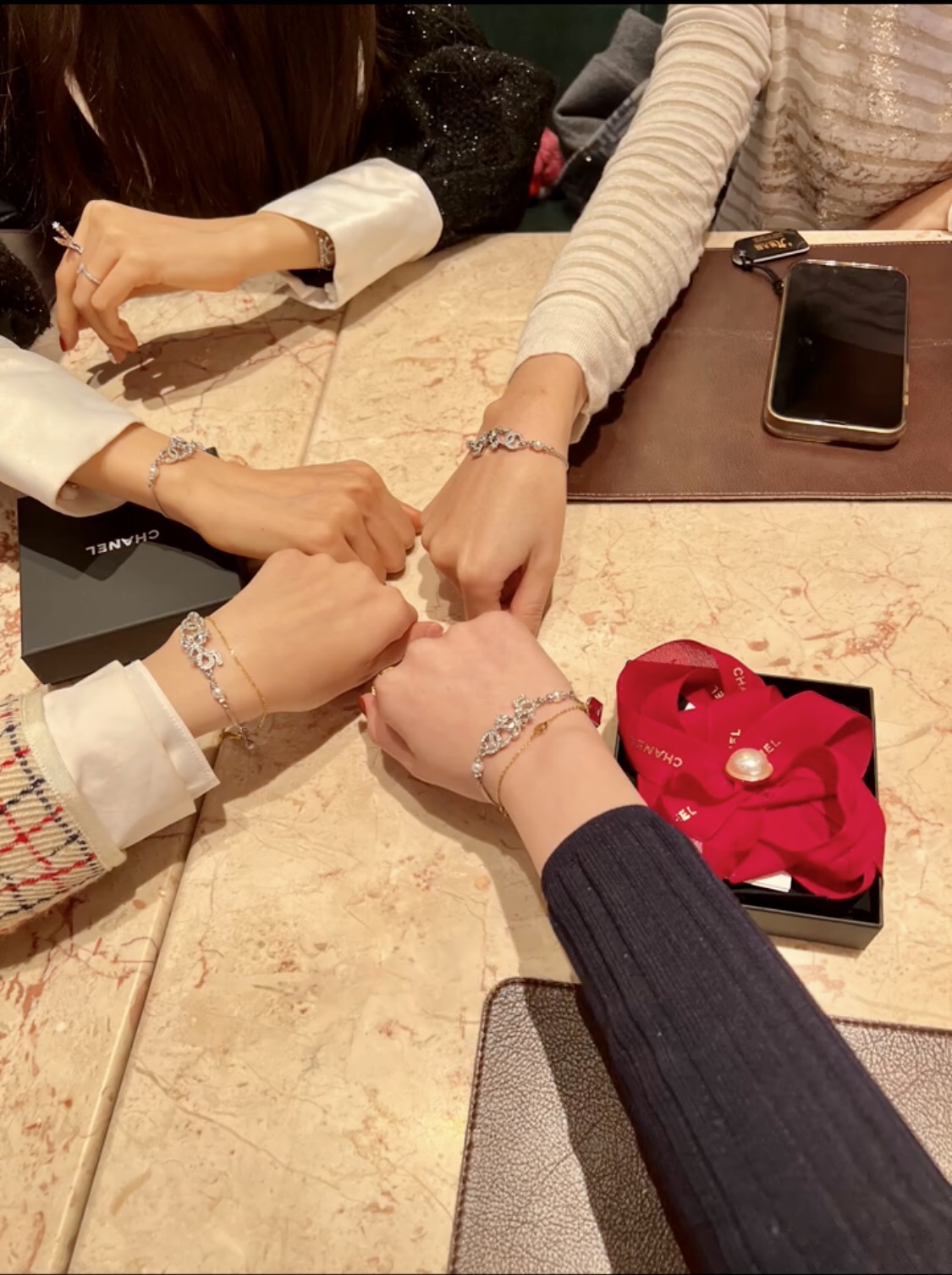 Chanel NO.5 Clover Silver Bracelet - Best Replica Jewelry™