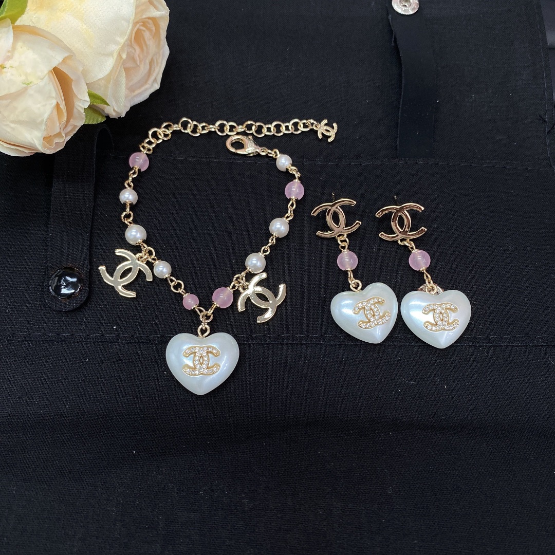 Chanel White Heart Pink Bead Bracelet Earrings - Best Replica Jewelry™