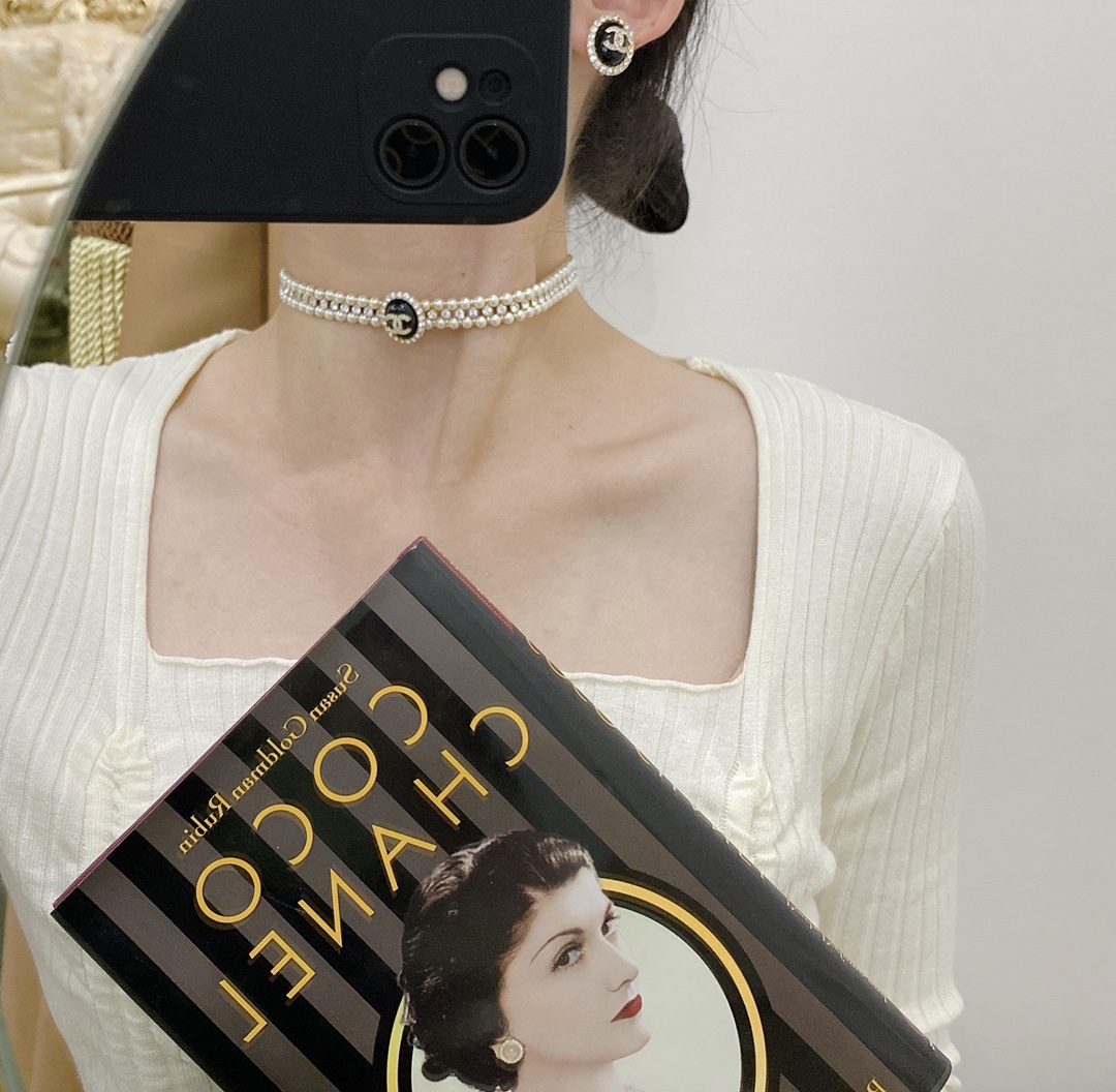 Chanel 3 Rows Pearl Rhinestone Bracelet Earrings Choker Necklace - Best Replica Jewelry™