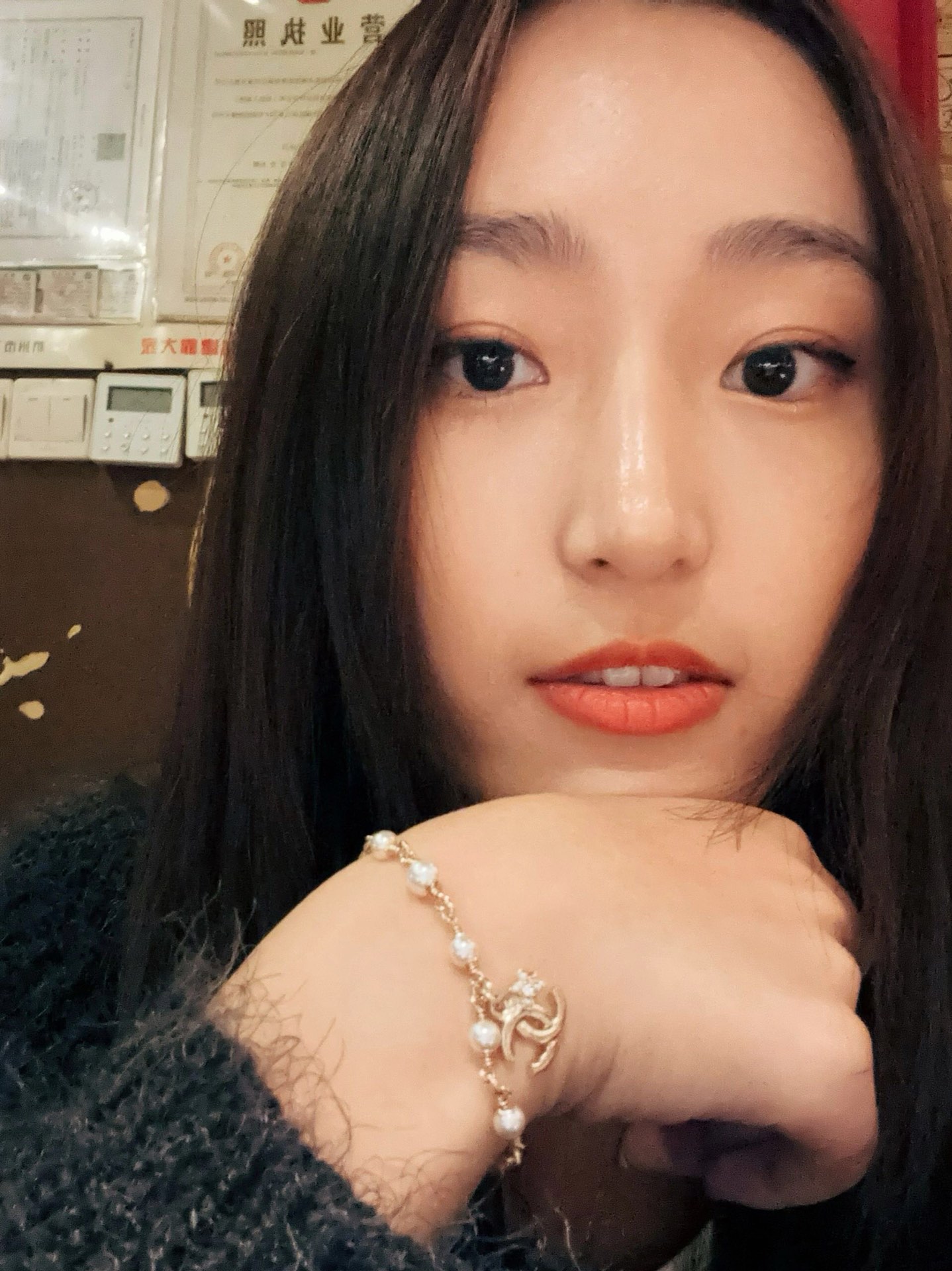 Chanel Light Gold Chain Little Flower CC Bracelet - Best Replica Jewelry™