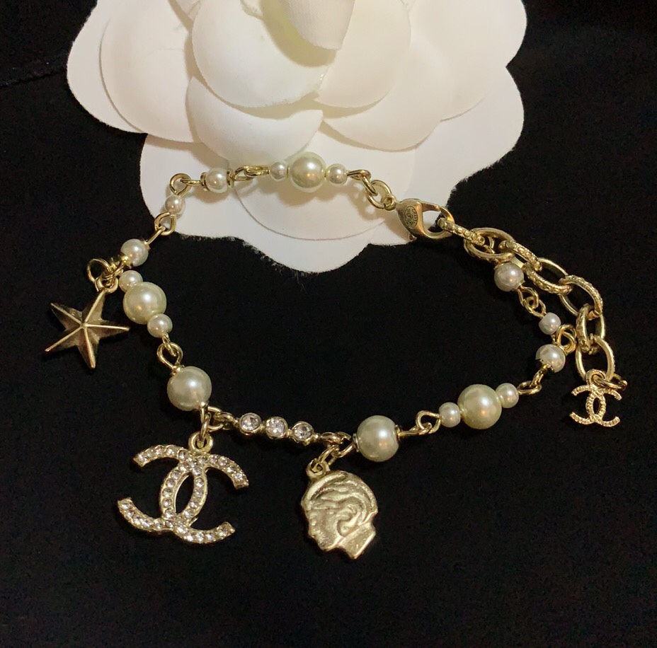 Chanel Star Portrait Bracelet - Best Replica Jewelry™