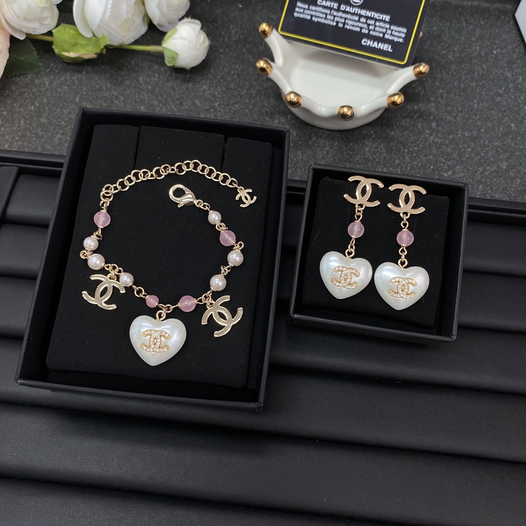 Chanel White Heart Pink Bead Bracelet Earrings - Best Replica Jewelry™