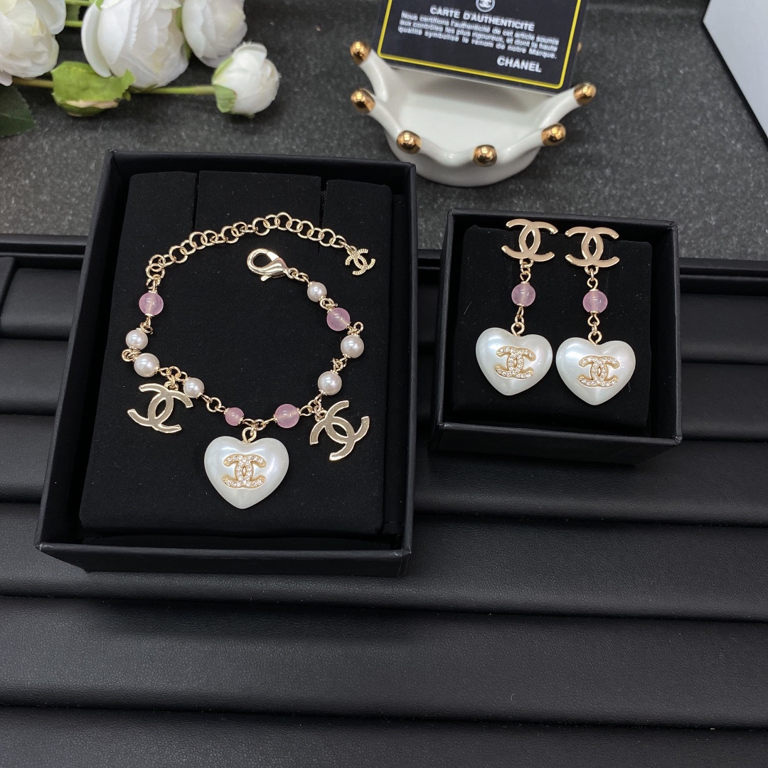 Chanel White Heart Pink Bead Bracelet Earrings - Best Replica Jewelry™