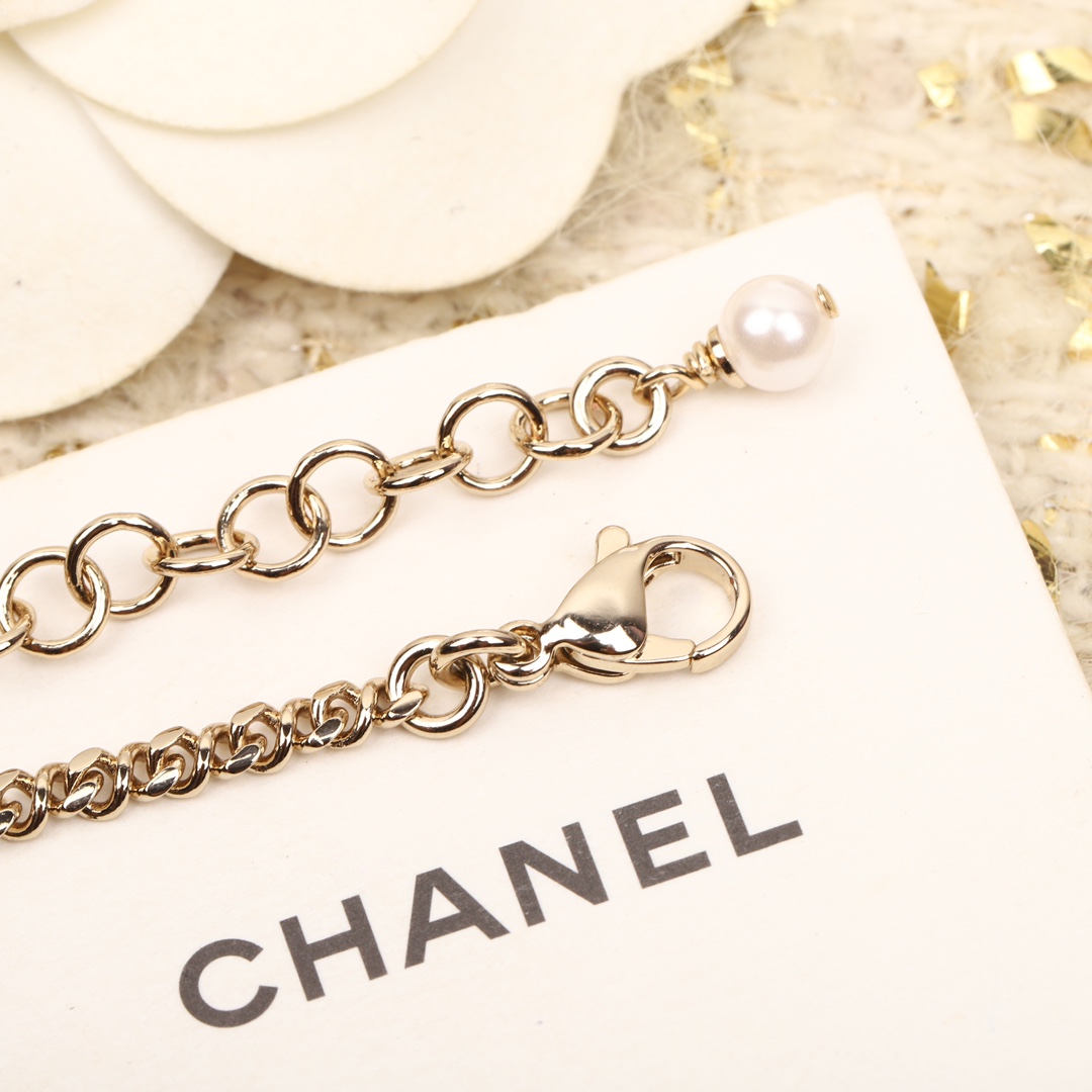 Chanel Light Gold Chain Little Flower CC Bracelet - Best Replica Jewelry™