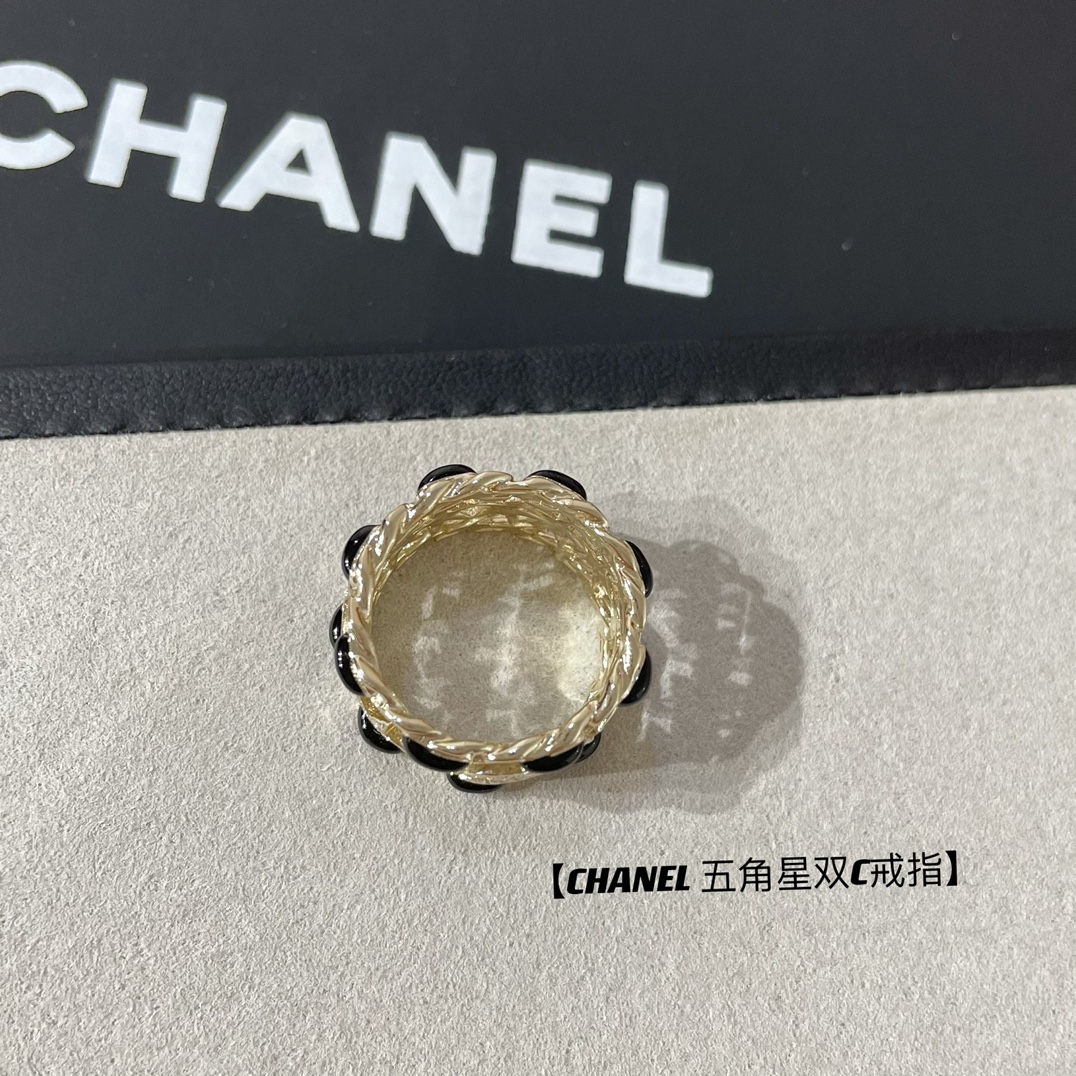 Chanel Coco Crush Ring - Wide No Diamond - Best Replica Jewelry™