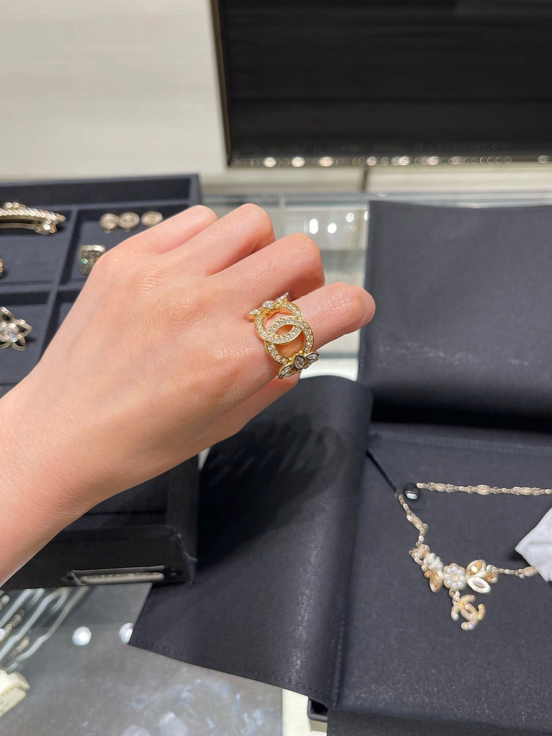 Chanel Wide Hollow Ear of Wheat Ring - Best Replica Jewelry™