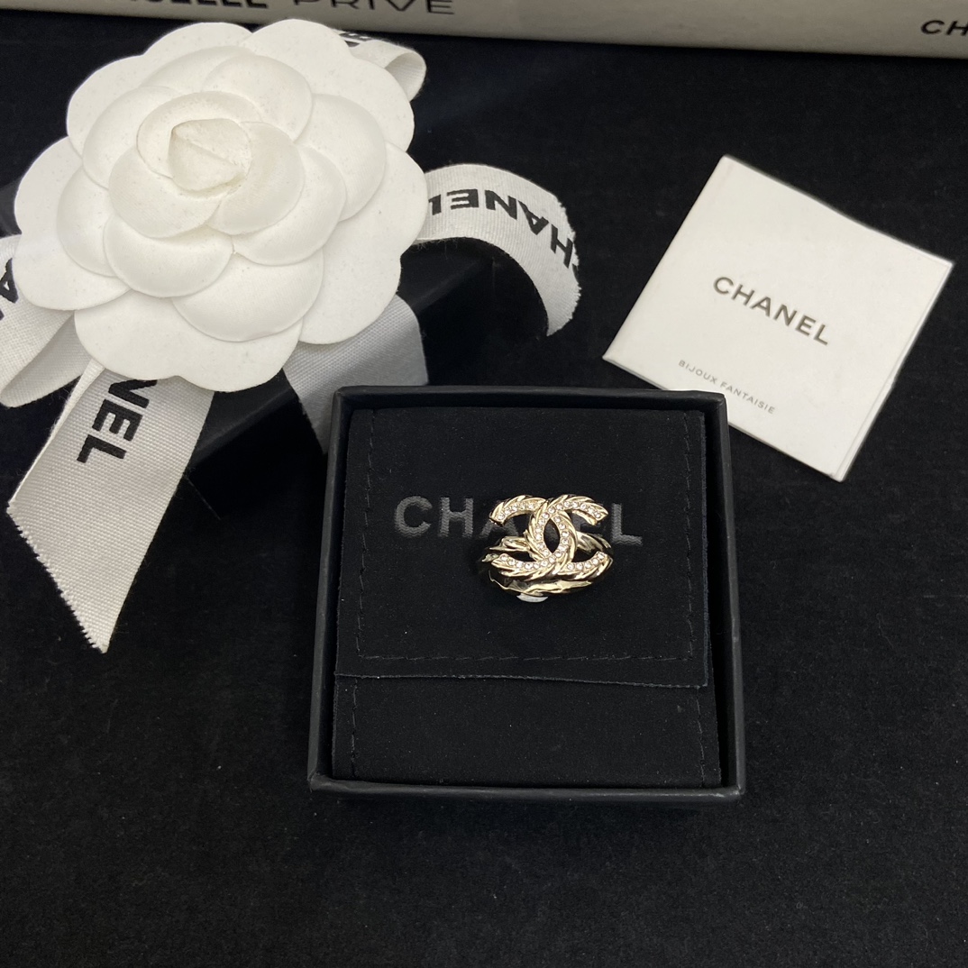 Chanel Dainty Diamond Paved Coco Ring - Best Replica Jewelry™