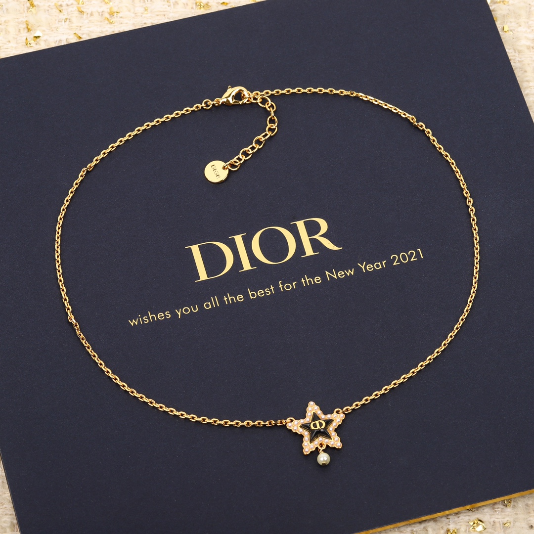 Dior Black Star Pendant Necklace - Best Replica Jewelry™