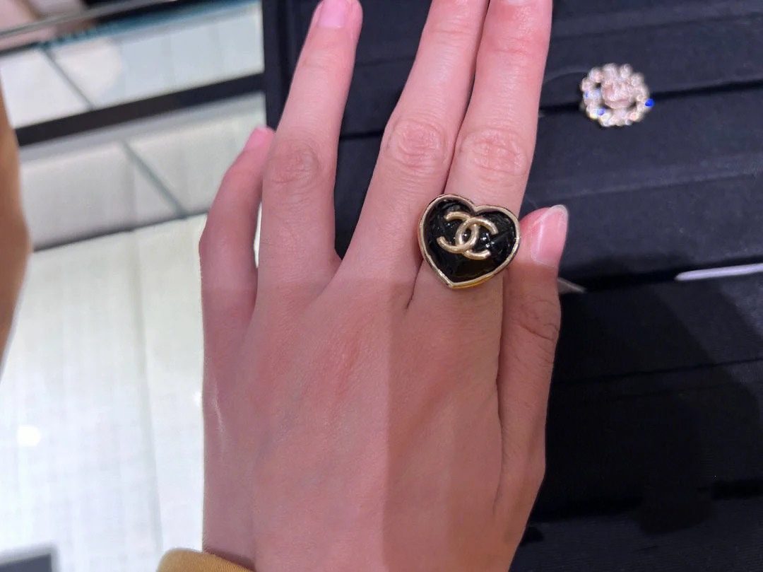 Chanel Large Quilted Black Heart Ring - Best Replica Jewelry™
