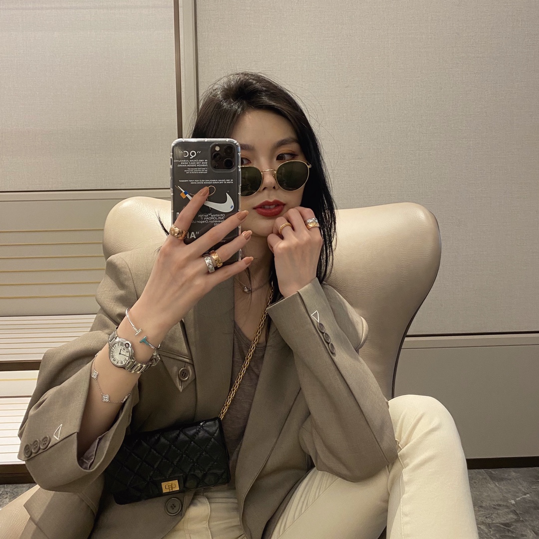 Chanel No Diamond Wide Coco Crush Ring - Best Replica Jewelry™