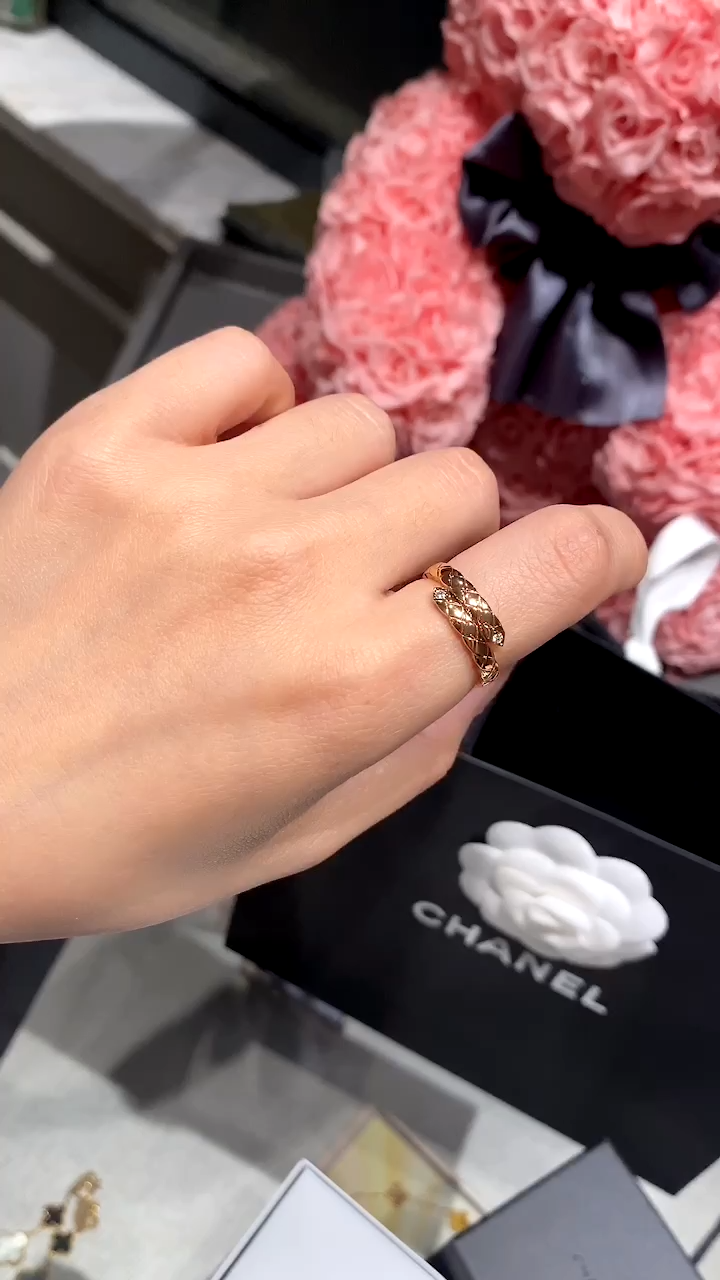 Chanel Mixed Color Coco Crush Toi et Moi Ring - Small Version - Best Replica Jewelry™